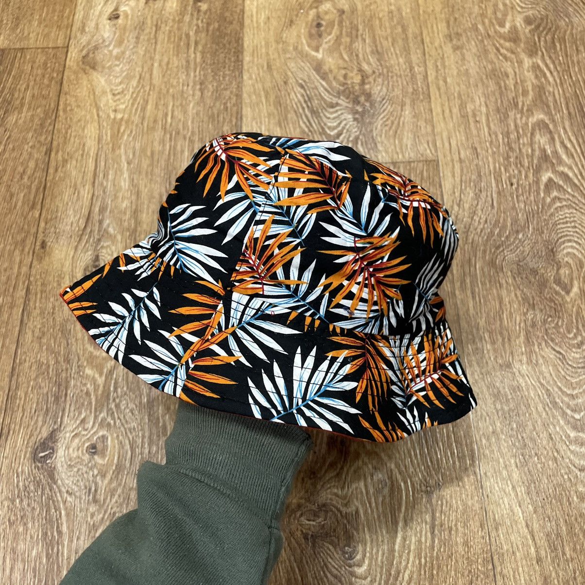 Vintage Vintage Y2K Zebra Tiger All Over Print Bucket Hat Streetwear Size ONE SIZE - 2 Thumbnail