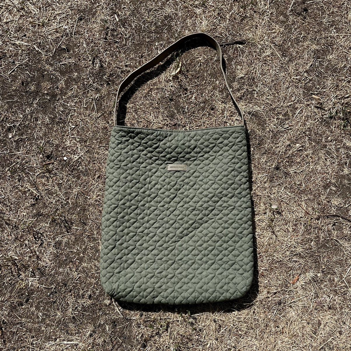 Vintage Vintage 90s Japanese Quilted Shoulder Bag Streetwear Boxy OS Size ONE SIZE - 1 Thumbnail
