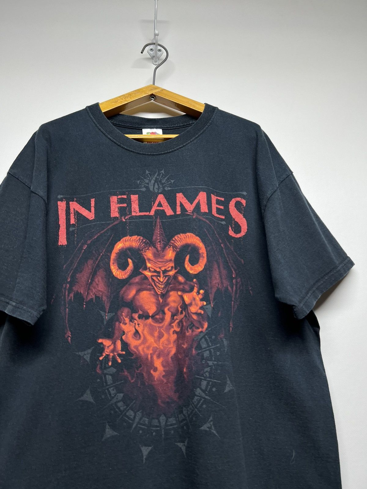 Band Tees × Vintage Vintage In Flames 00’s T-Shirt Size US XL / EU 56 / 4 - 2 Thumbnail