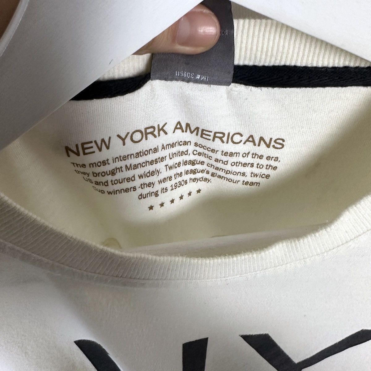 Vintage Vintage Y2K Nike NY Americans Big Center Logo swoosh tee Size US XXL / EU 58 / 5 - 6 Thumbnail