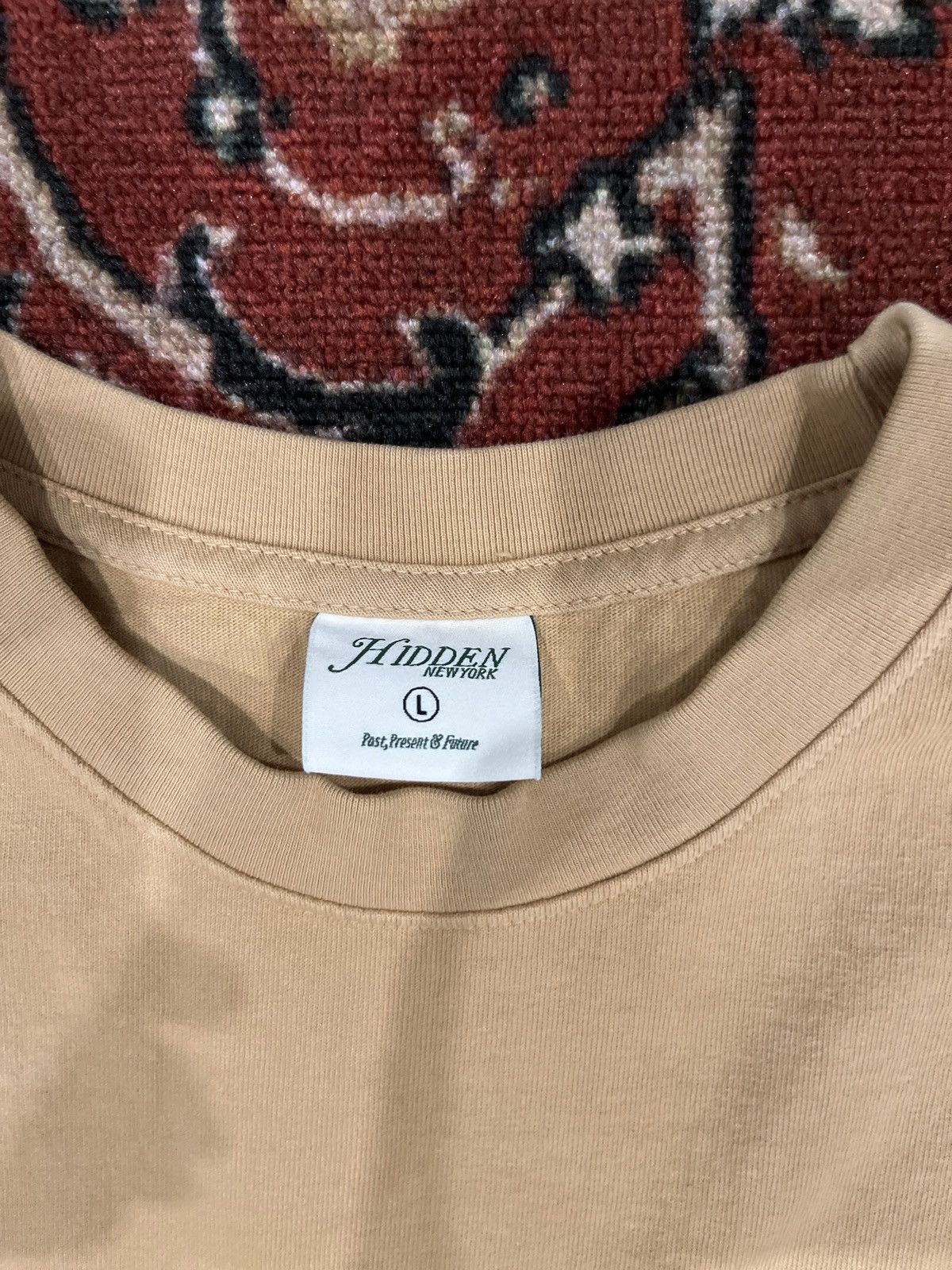 HIDDEN HIDDEN Archival Services Tee size Large Size US L / EU 52-54 / 3 - 3 Thumbnail
