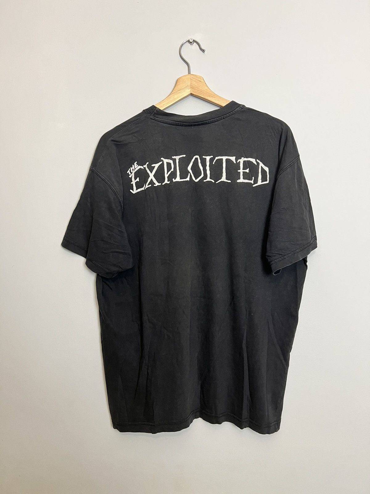 Band Tees Rare Vintage 90s The Exploited Punks Not Dead Punk Band Tee Size US L / EU 52-54 / 3 - 2 Thumbnail