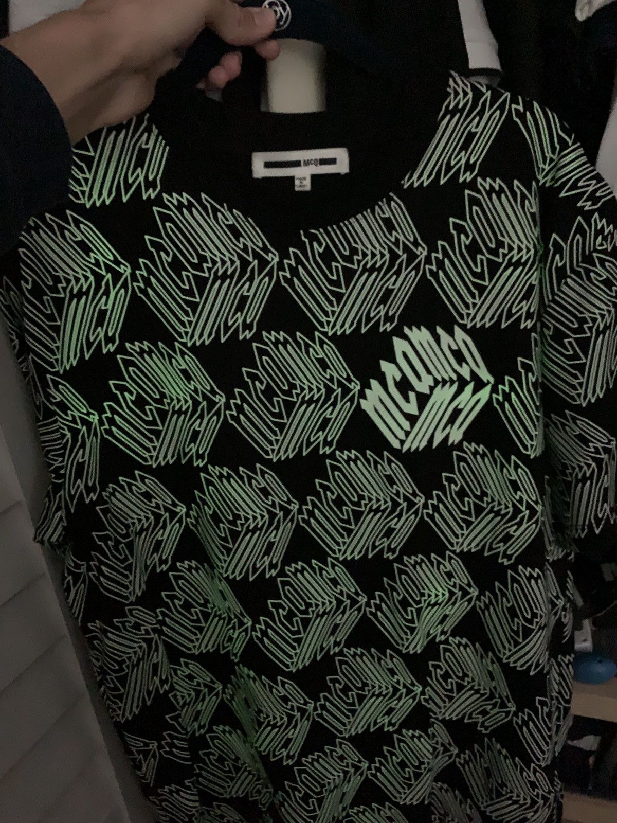 MCQ McQ Black and White all over tee Size US S / EU 44-46 / 1 - 6 Thumbnail