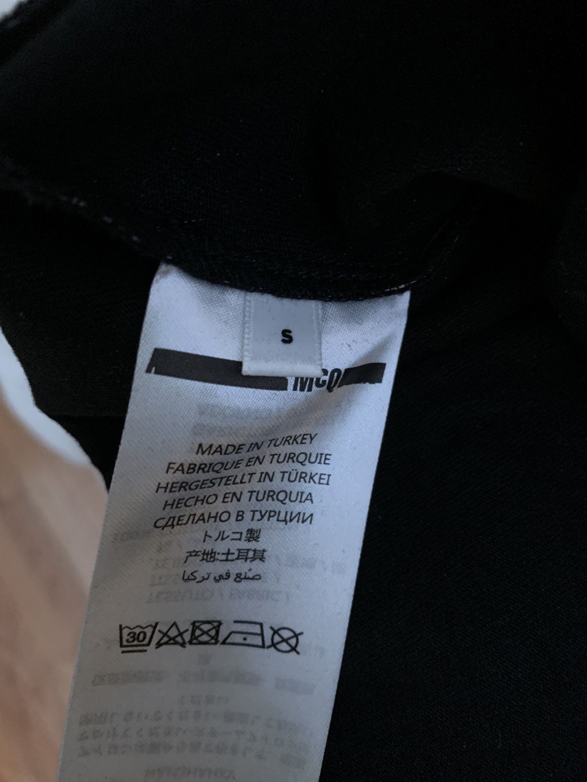 MCQ McQ Black and White all over tee Size US S / EU 44-46 / 1 - 5 Thumbnail
