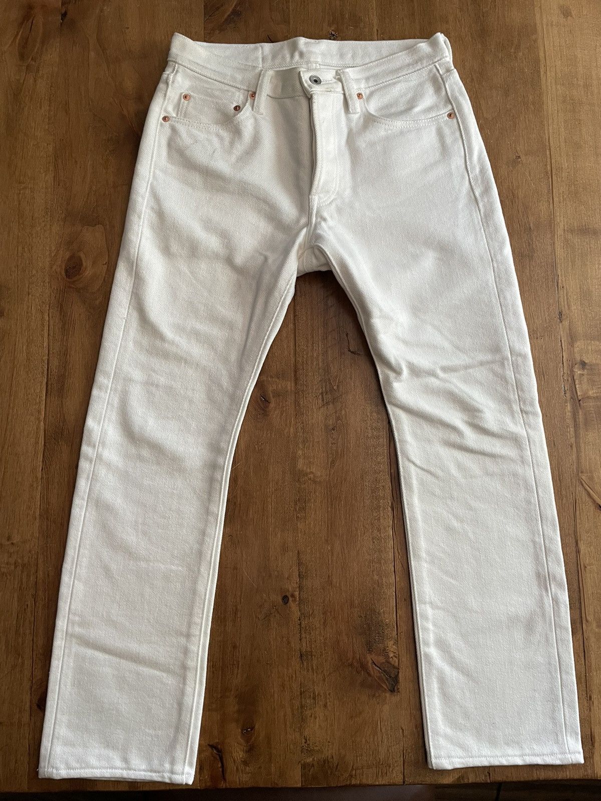 Iron Heart Iron Heart 555S-WH 21oz Selvedge Denim Super Slim Iron Heart Iron Heart 555S-WH 21oz Selvedge Denim Super Slim