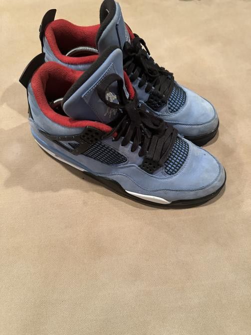 Travis Scott x Nike Air Jordan 4 Cactus Jack
