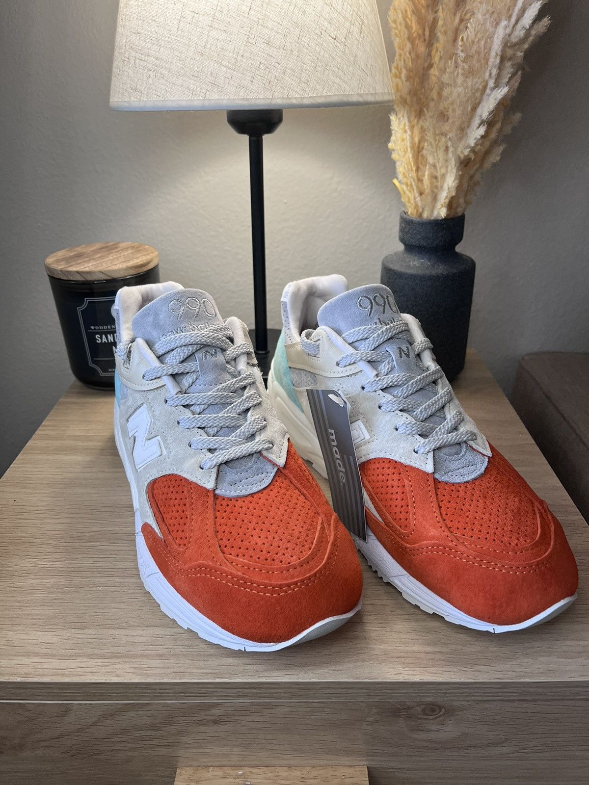 Ronnie Fieg x Kith x New Balance 990v2 “Cyclades” (w/ socks) - Main Image