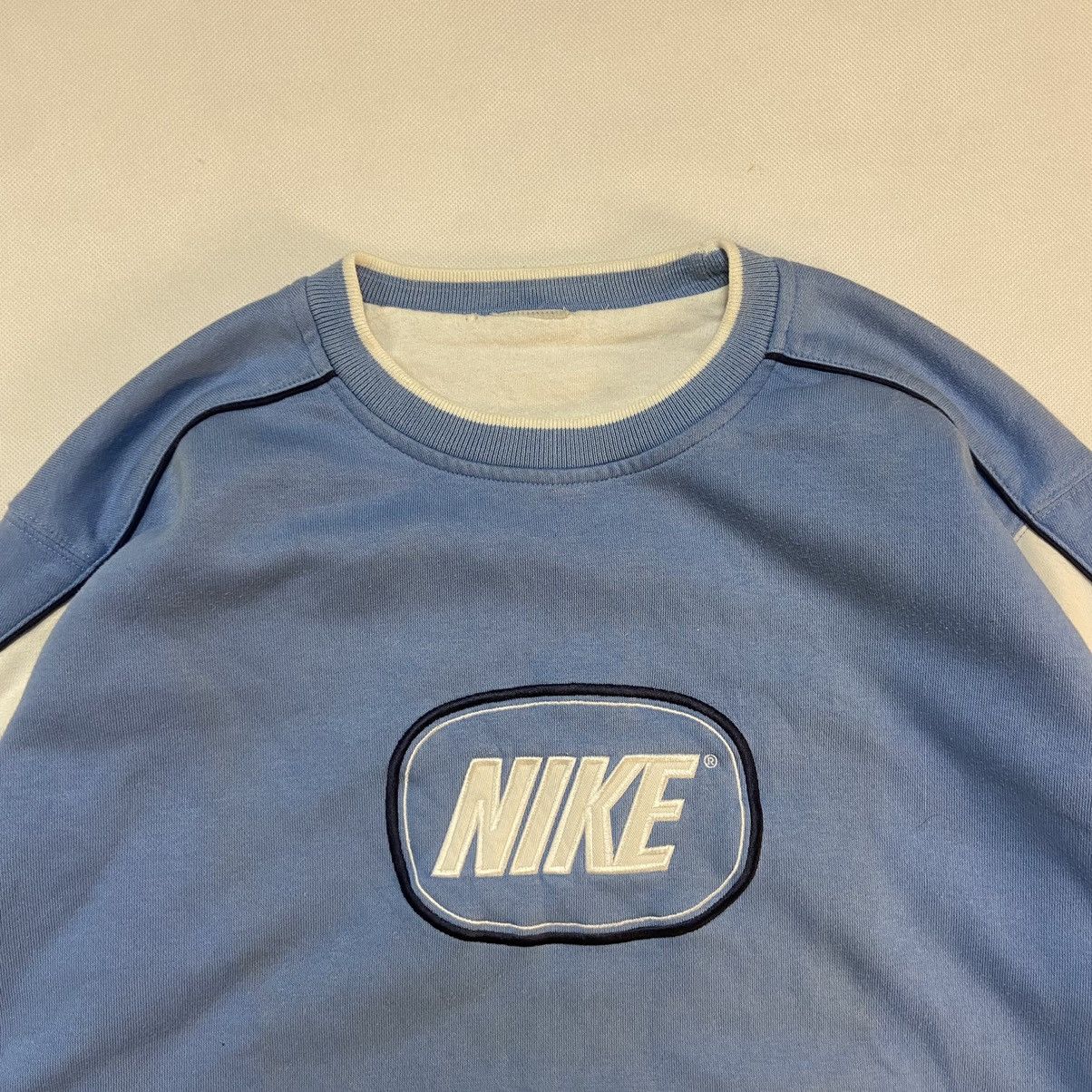 Nike Vintage Y2K Nike Center Swoosh Logo Sweatshirt Size L Size US L / EU 52-54 / 3 - 3 Thumbnail