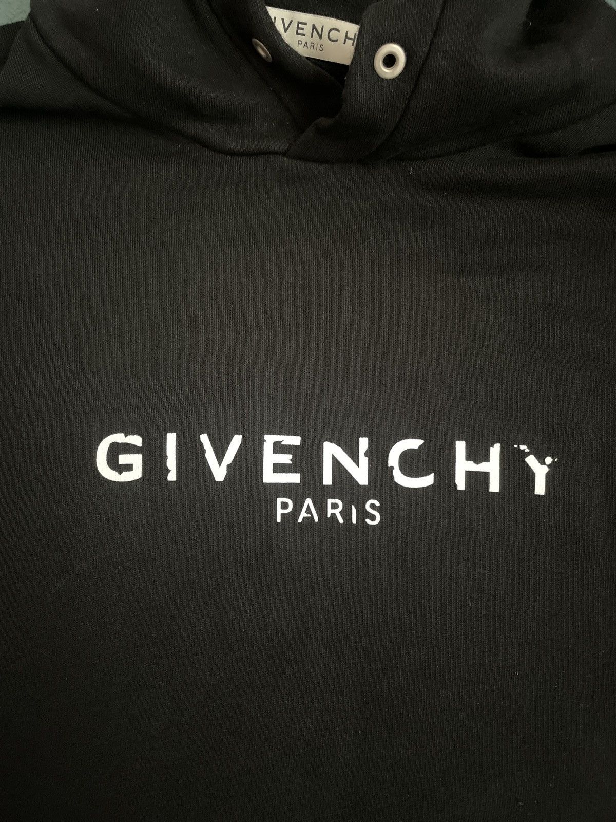 Givenchy Givenchy Distressed Logo Hoodie Size US L / EU 52-54 / 3 - 2 Thumbnail
