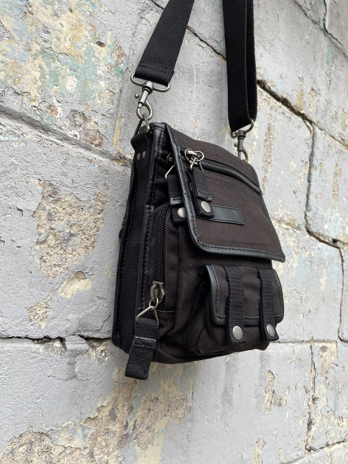 Japanese Brand Vintage Multi-Pocket Mini Stylish Japanese Shoulder Bag Y2K Size ONE SIZE - 3 Thumbnail