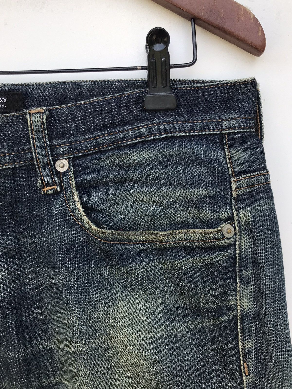 Burberry Vintage Burberry Black Label Denim Jeans Size US 32 / EU 48 - 6 Thumbnail