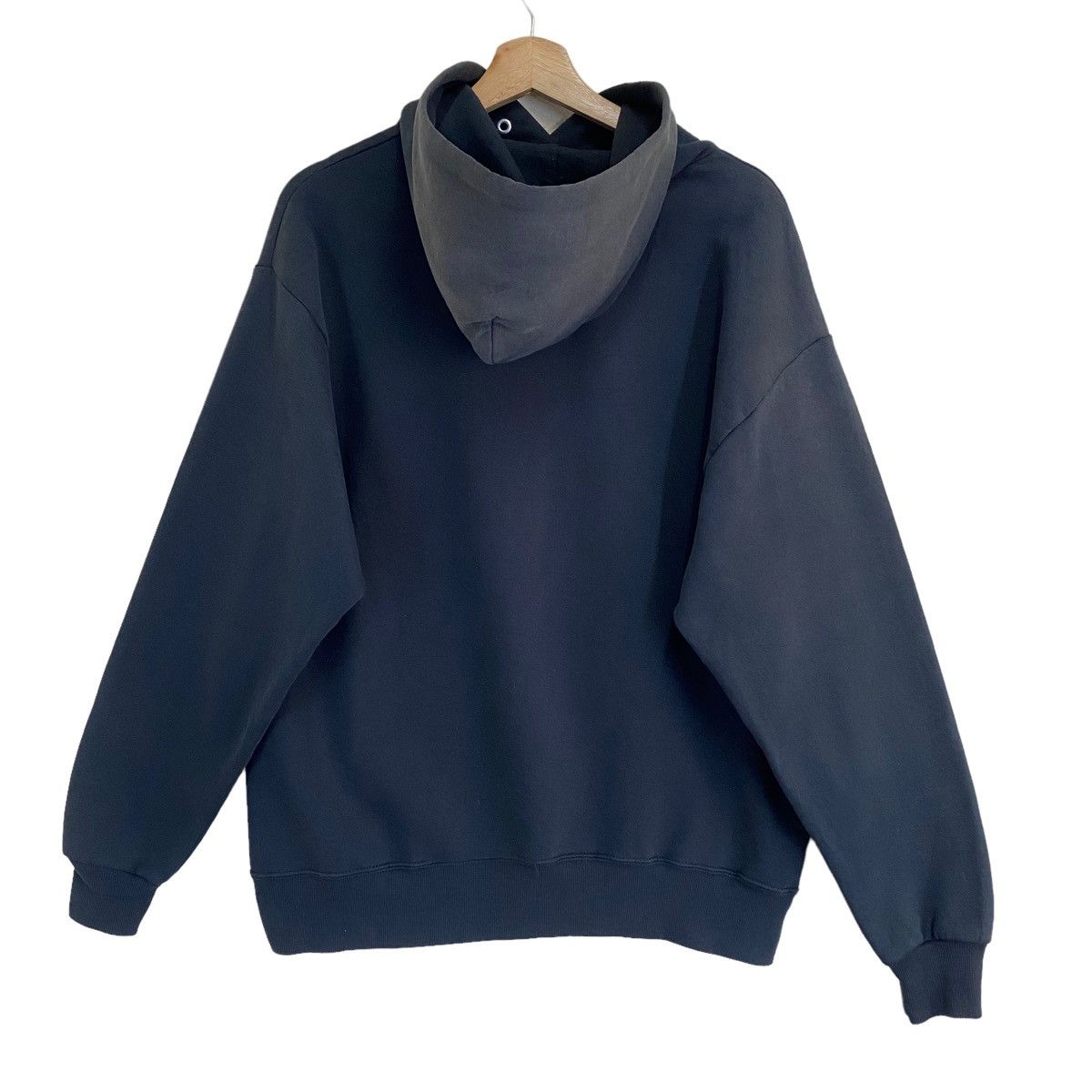 Band Tees Vintage Eve6 Punk Rock Band Pullover Hoodies Size M Size US M / EU 48-50 / 2 - 7 Thumbnail