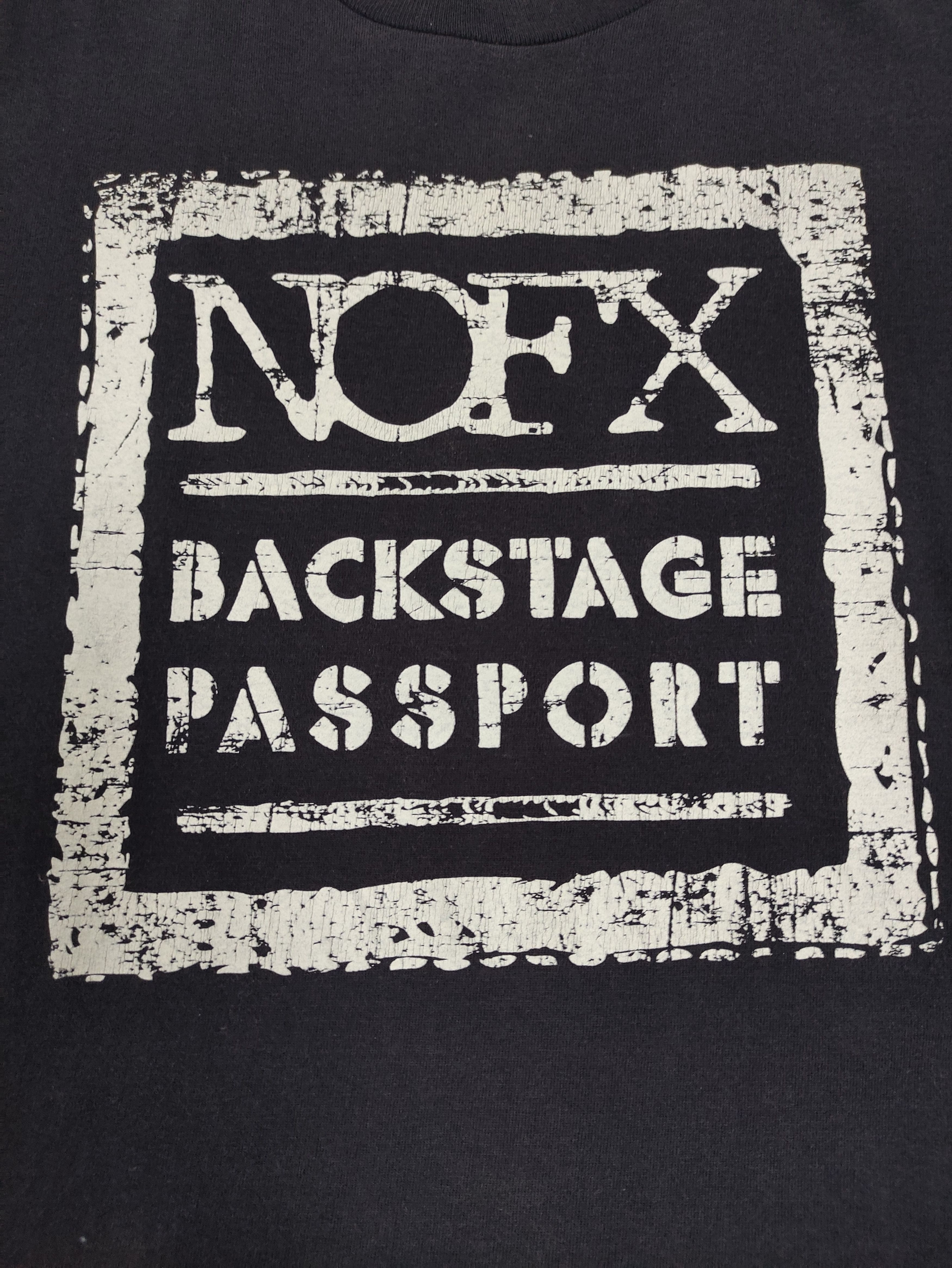 Band Tees VINTAGE NOFX BACKSTAGE PASSPORT JAPAN TOUR TEE Size US L / EU 52-54 / 3 - 3 Thumbnail