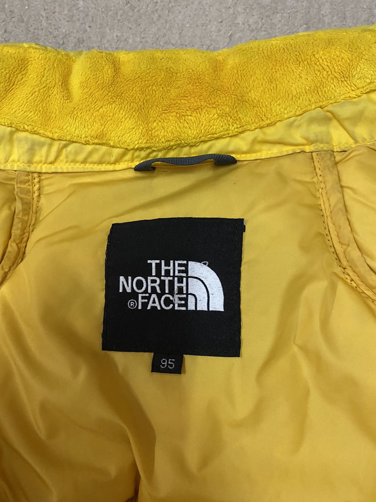 The North Face The North Face Nuptse 700 puffer Jacket Size US XL / EU 56 / 4 - 10 Thumbnail