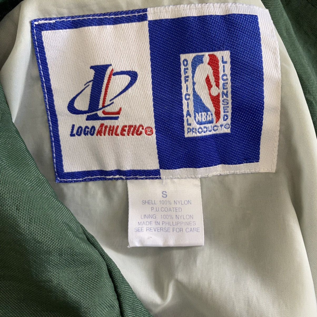NBA Vintage 90s Seattle Sonics Big Logo Zipper Jacket Size M Size US M / EU 48-50 / 2 - 10 Thumbnail
