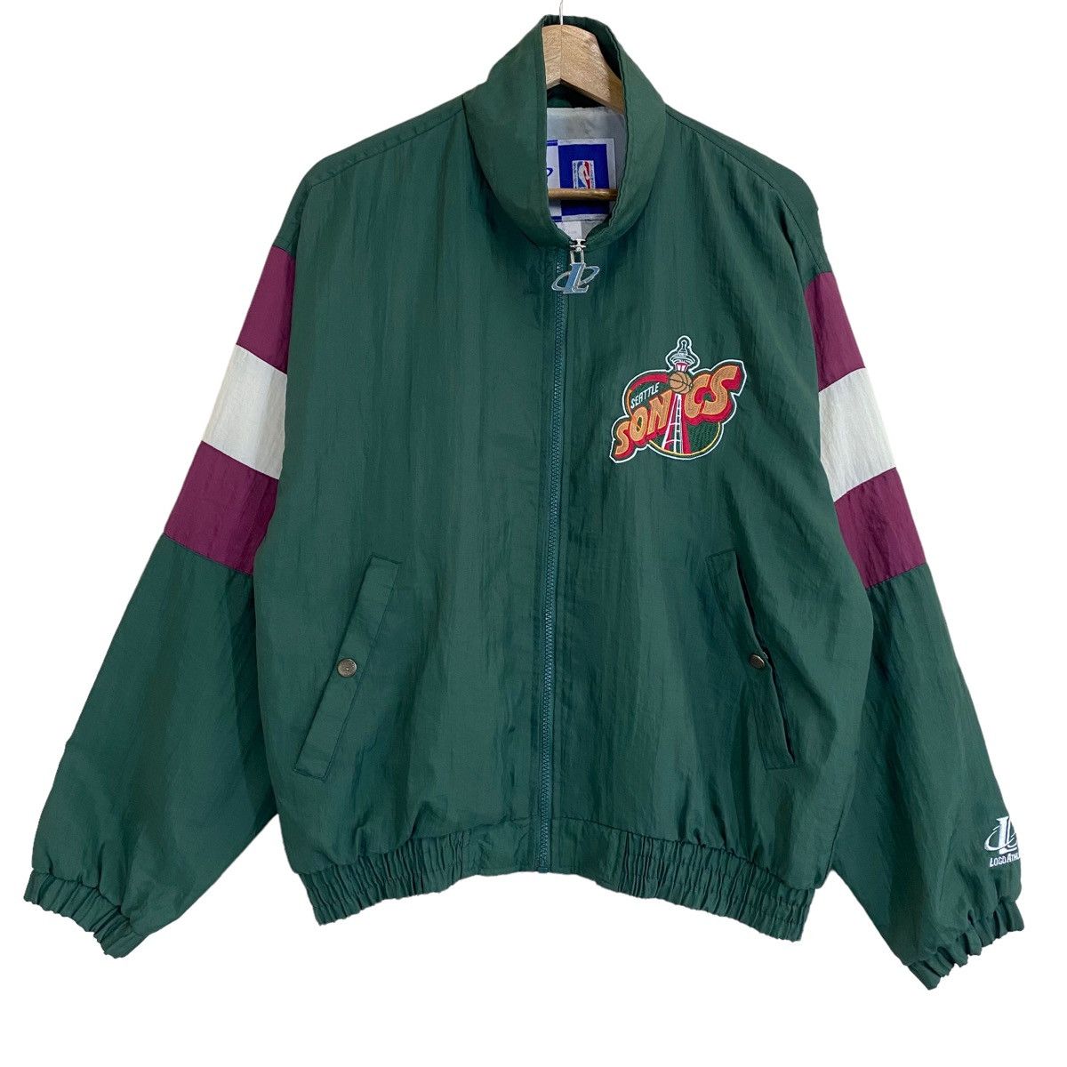 NBA Vintage 90s Seattle Sonics Big Logo Zipper Jacket Size M Size US M / EU 48-50 / 2 - 4 Thumbnail
