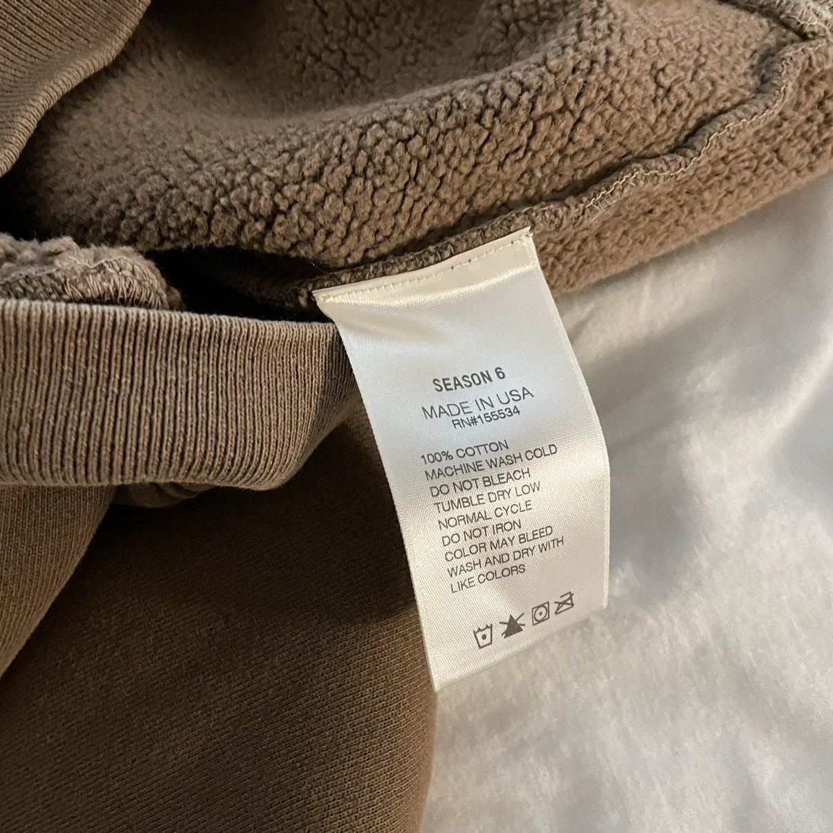 Yeezy Yeezy season 6 brown mockneck Size US S / EU 44-46 / 1 - 5 Thumbnail