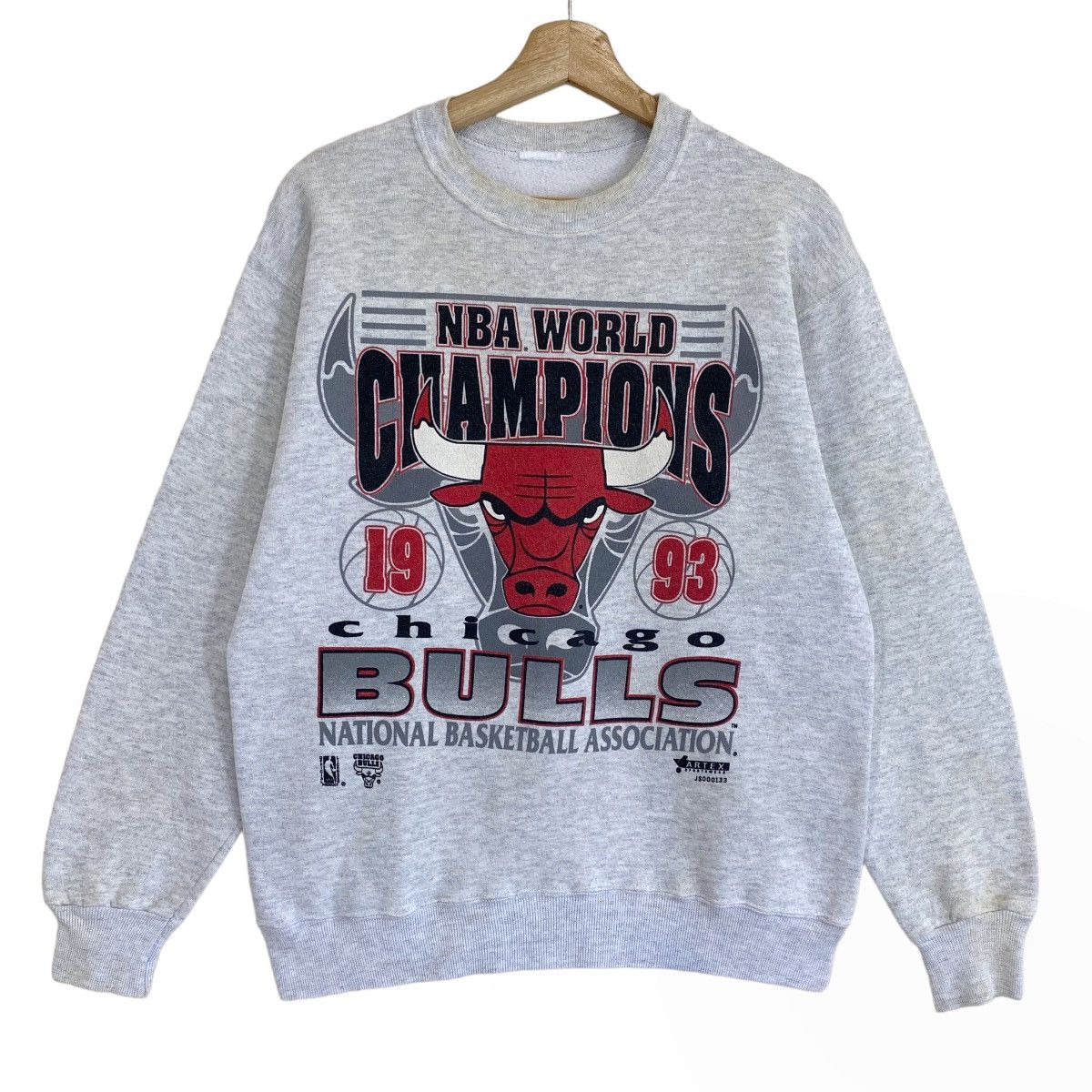NBA Vintage 90s NBA Chicago Bulls Crewneck Sweatshirt Size M Size US M / EU 48-50 / 2 - 1 Thumbnail