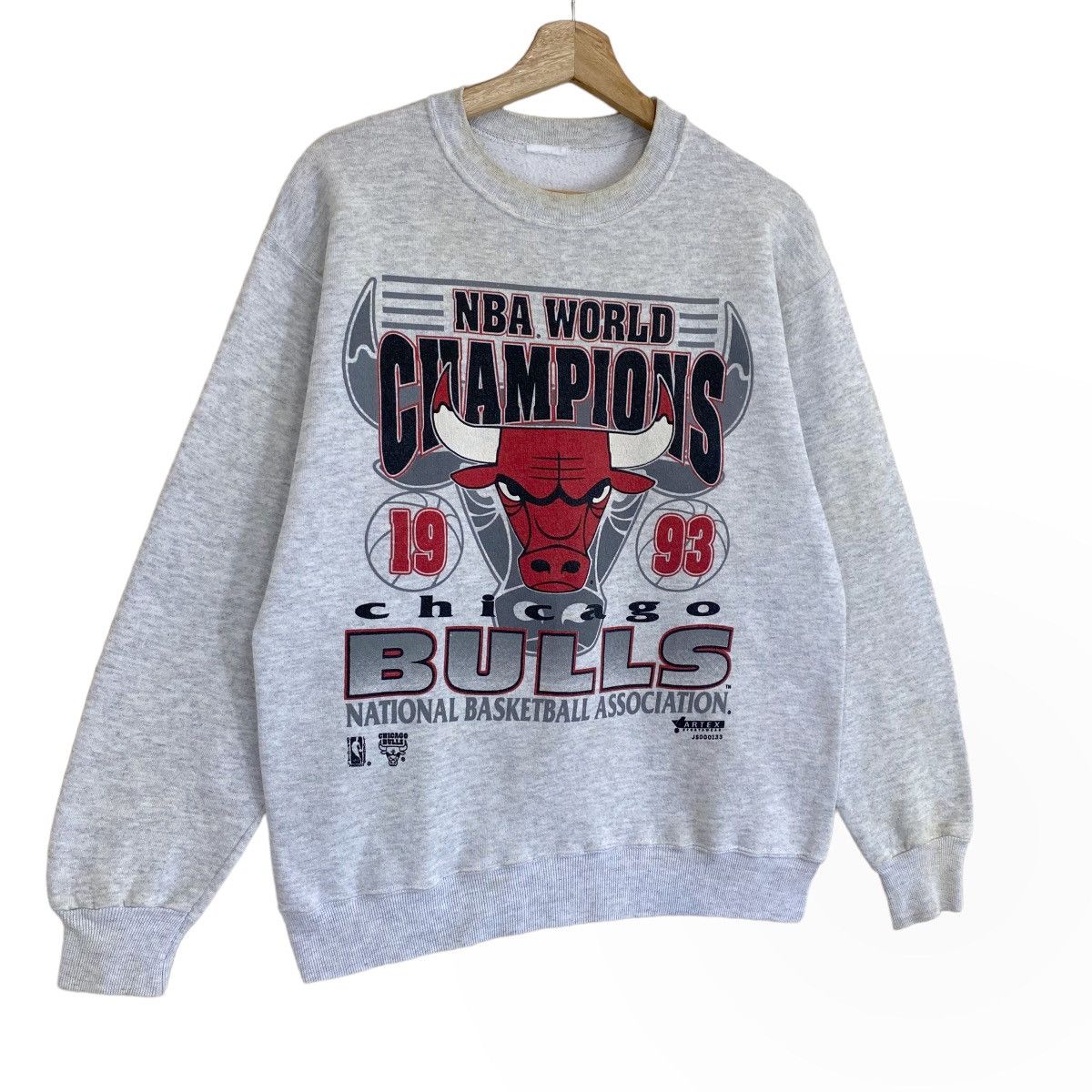 NBA Vintage 90s NBA Chicago Bulls Crewneck Sweatshirt Size M Size US M / EU 48-50 / 2 - 2 Thumbnail