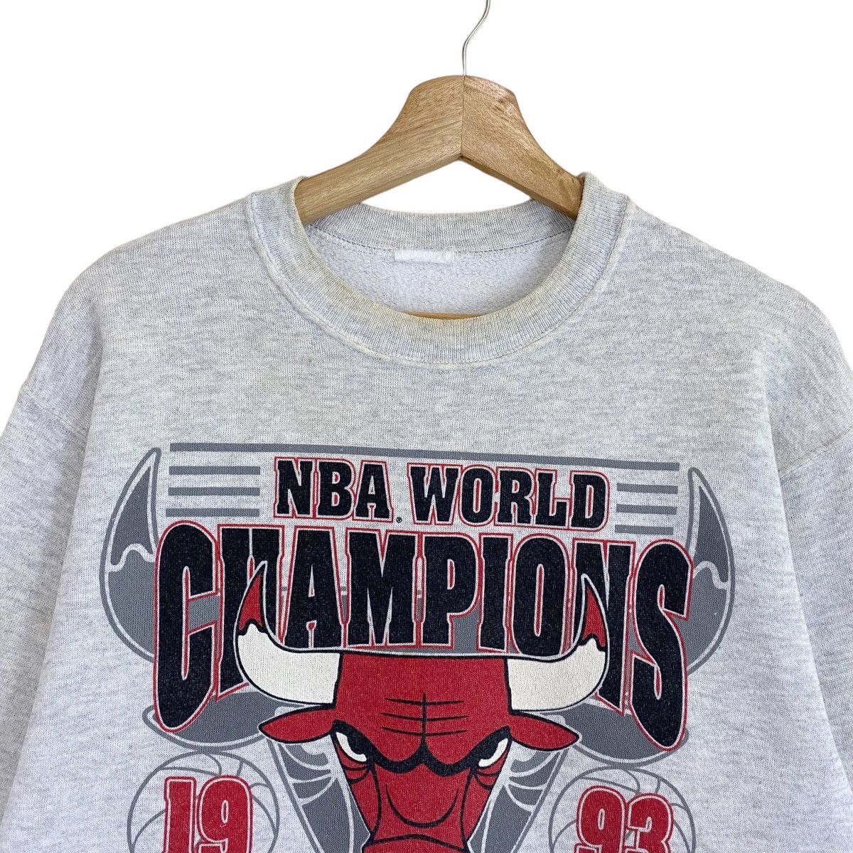 NBA Vintage 90s NBA Chicago Bulls Crewneck Sweatshirt Size M Size US M / EU 48-50 / 2 - 4 Thumbnail