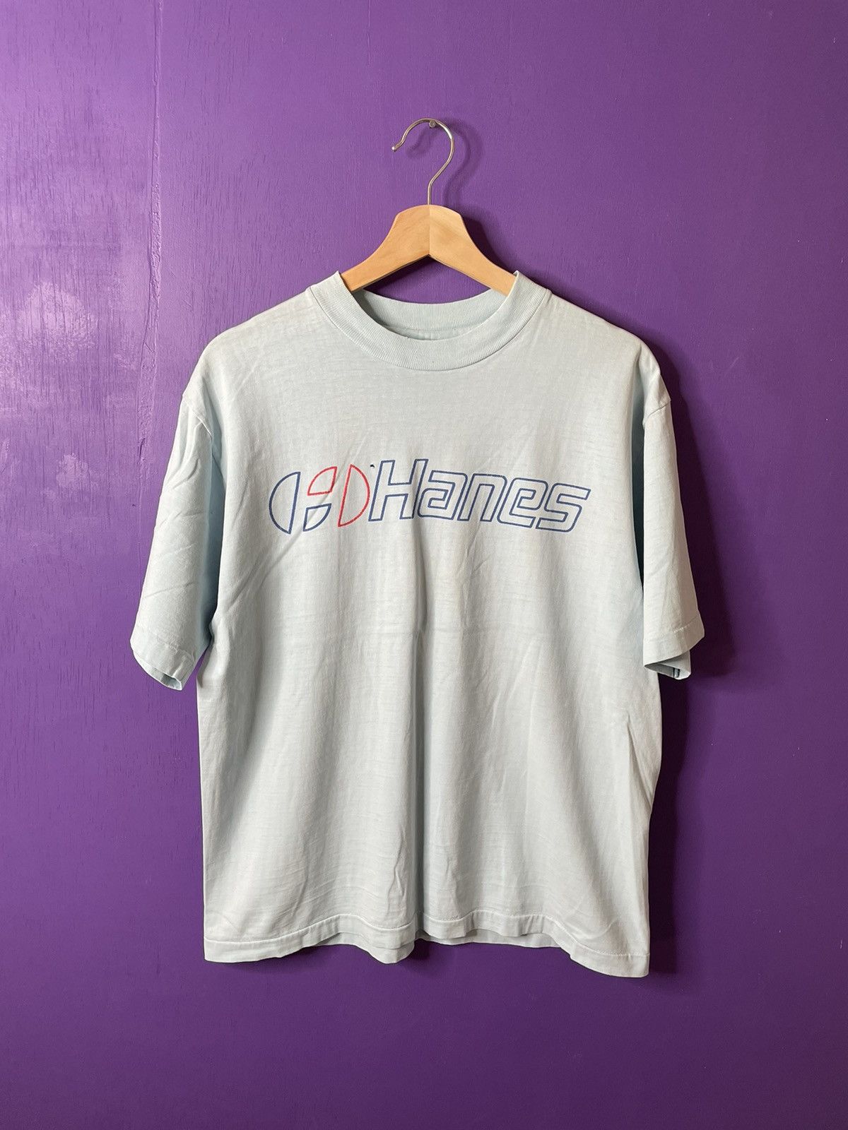 Vintage 80s Hanes bootleg logo t-shirt