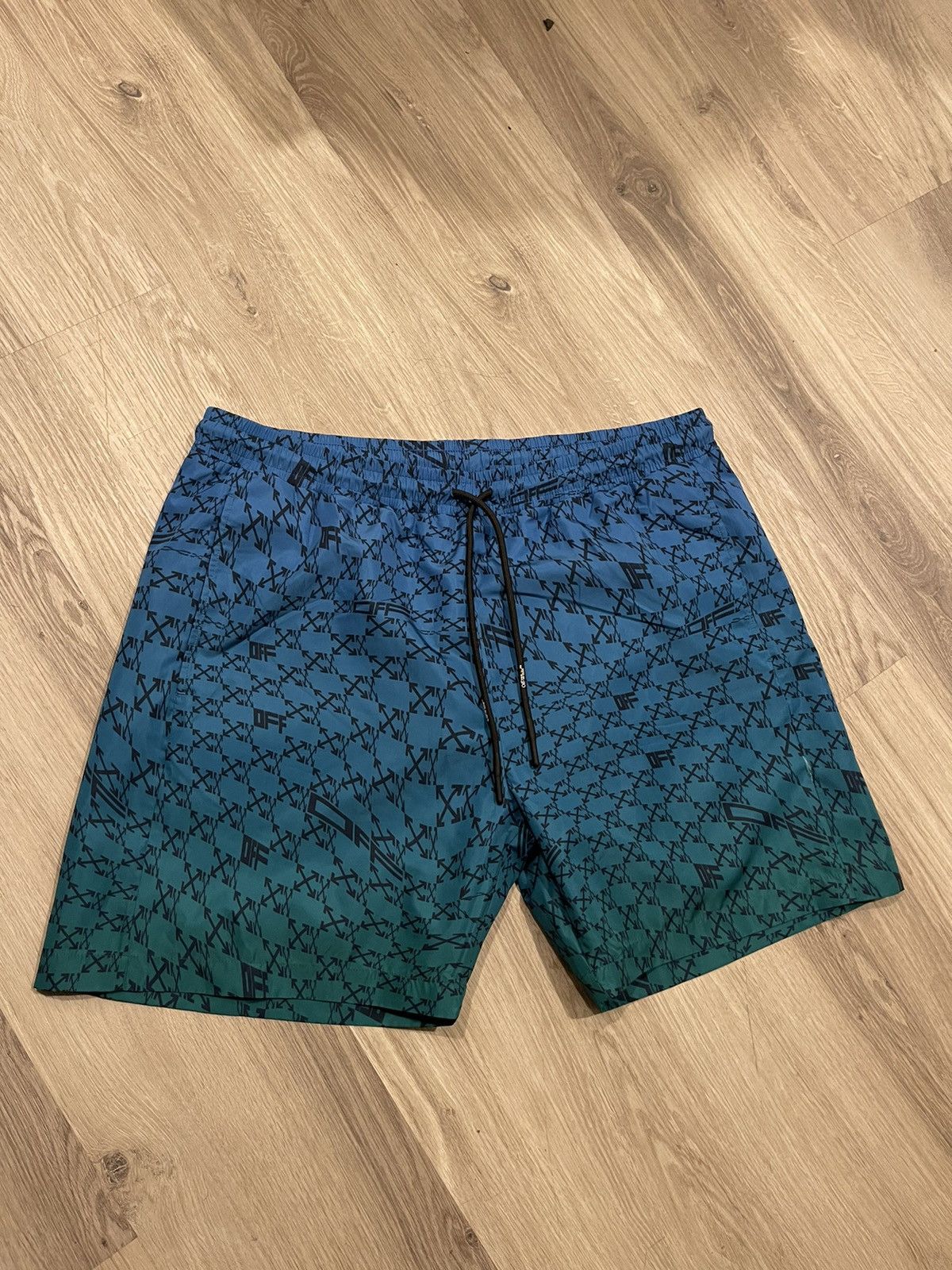 Off-White Off-White Swim Trunks Size US 36 / EU 52 - 1 Thumbnail