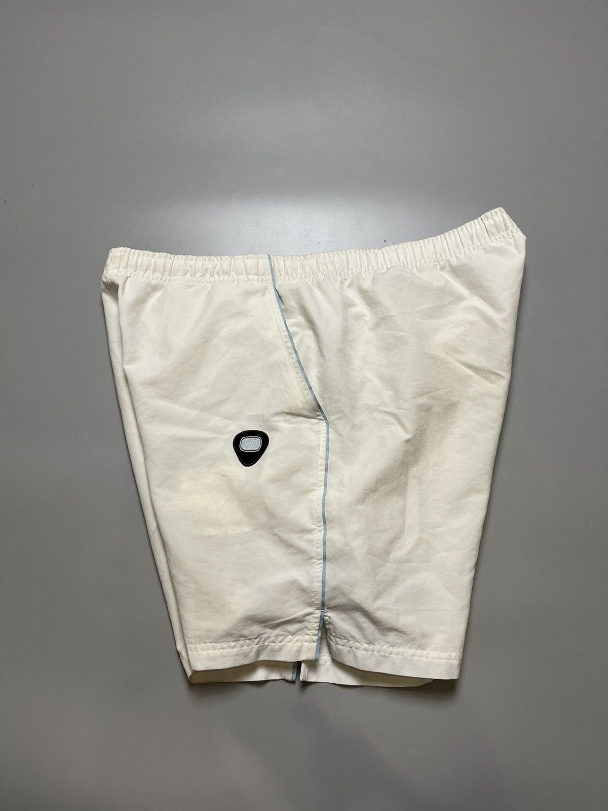 Nike Vintage Nike shorts Streetwear swoosh casual y2k size L Size US 34 / EU 50 - 3 Thumbnail