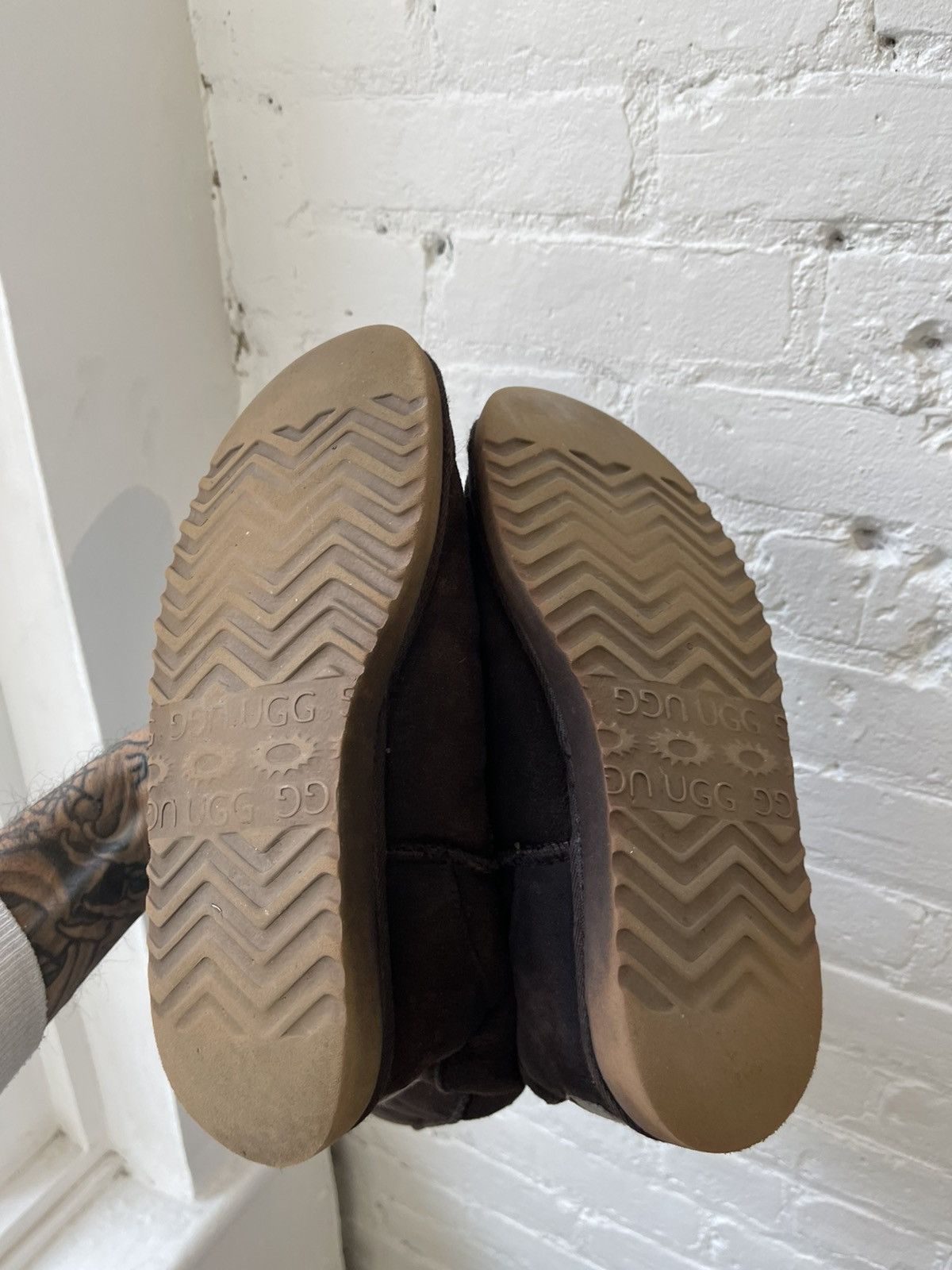 Chrome Hearts × Ugg Chrome Hearts X Uggs US8-8.5 Brown Cross Boots Size US 8 / EU 41 - 13 Thumbnail