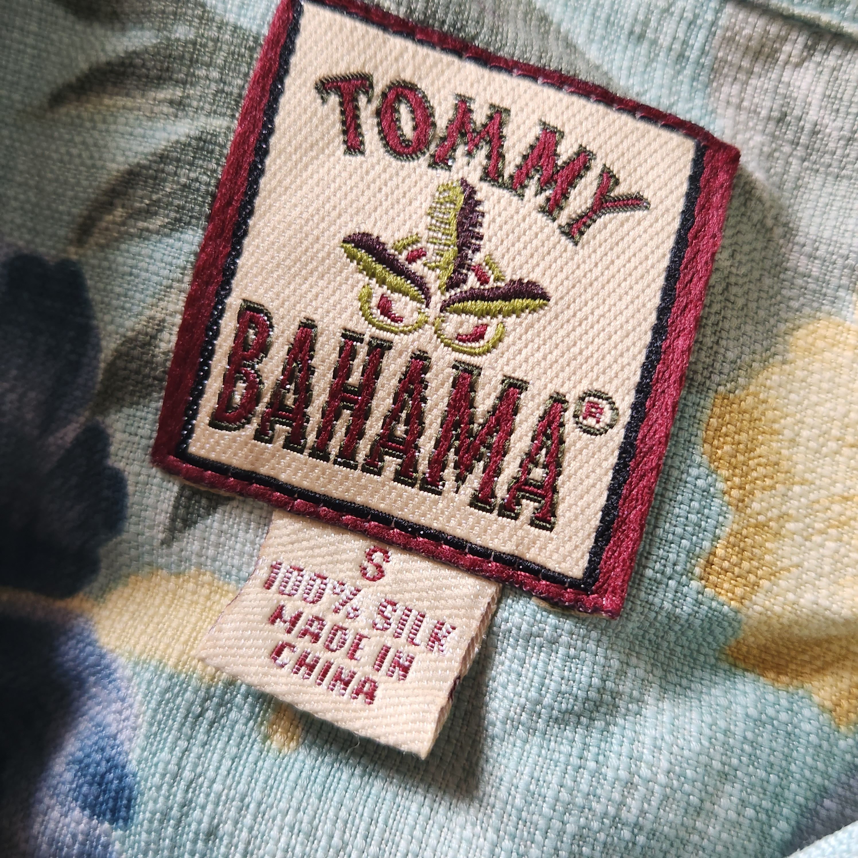 Tommy Bahama × Vintage Vintage Silk Tommy Bahama Colourful Shirts Size US L / EU 52-54 / 3 - 4 Thumbnail
