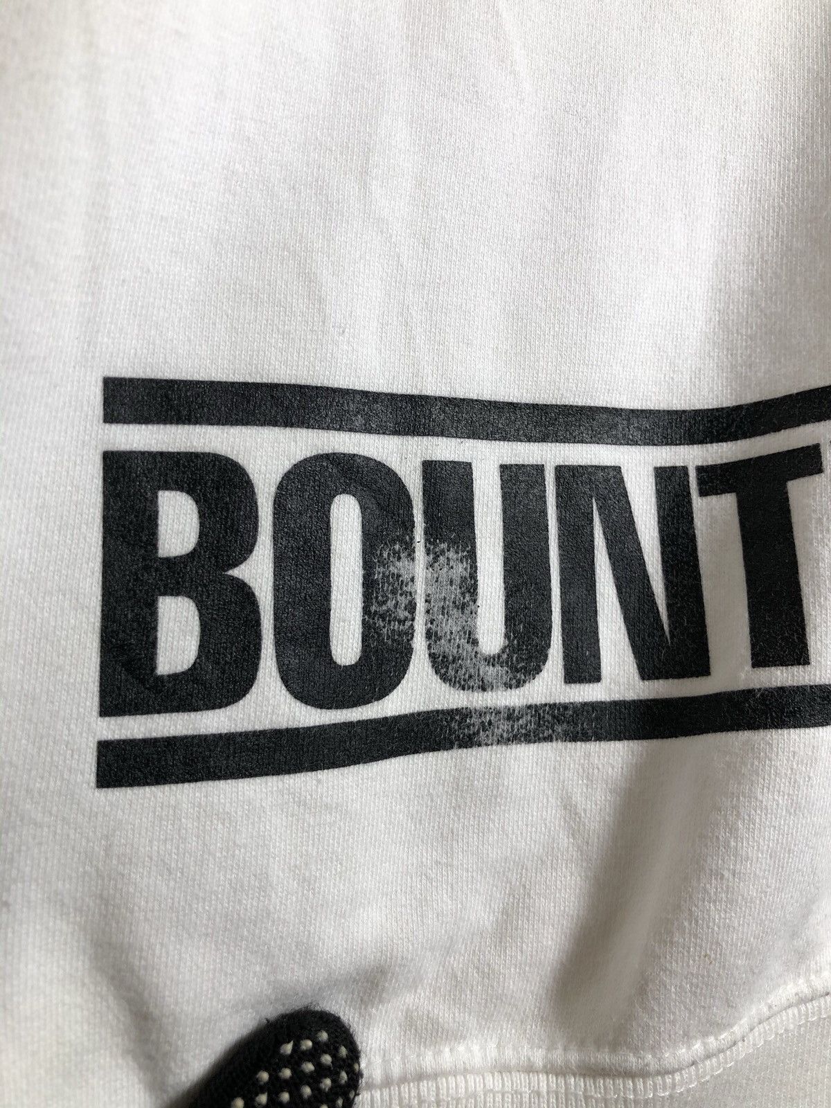 Bounty Hunter × Japanese Brand × Madness Japanese Brand Bounty hunter x madness Disney sweatshirt Size US M / EU 48-50 / 2 - 7 Thumbnail
