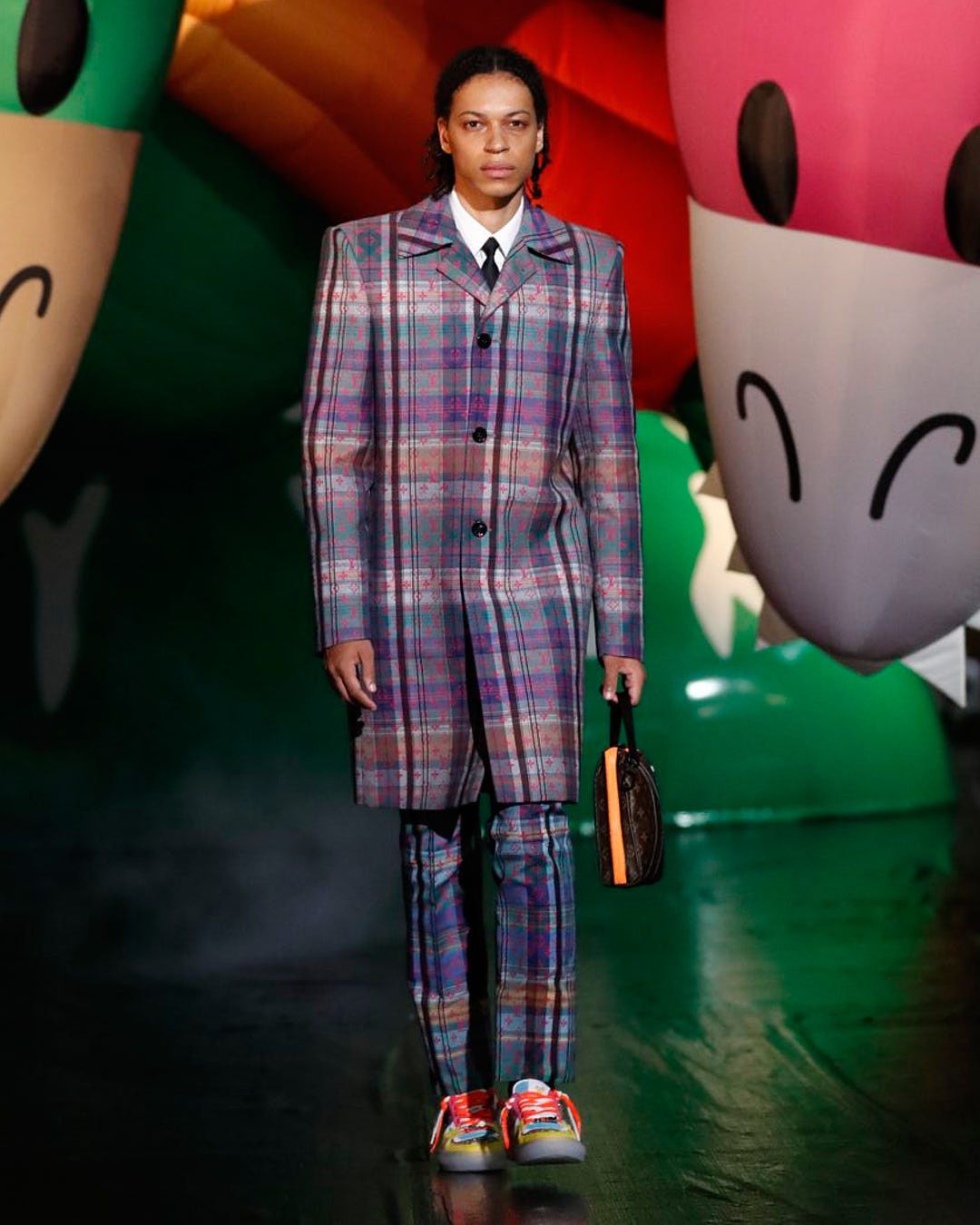 Louis Vuitton Louis Vuitton Madras Pink Monogram Smart Coat Size US L / EU 52-54 / 3 - 1 Thumbnail