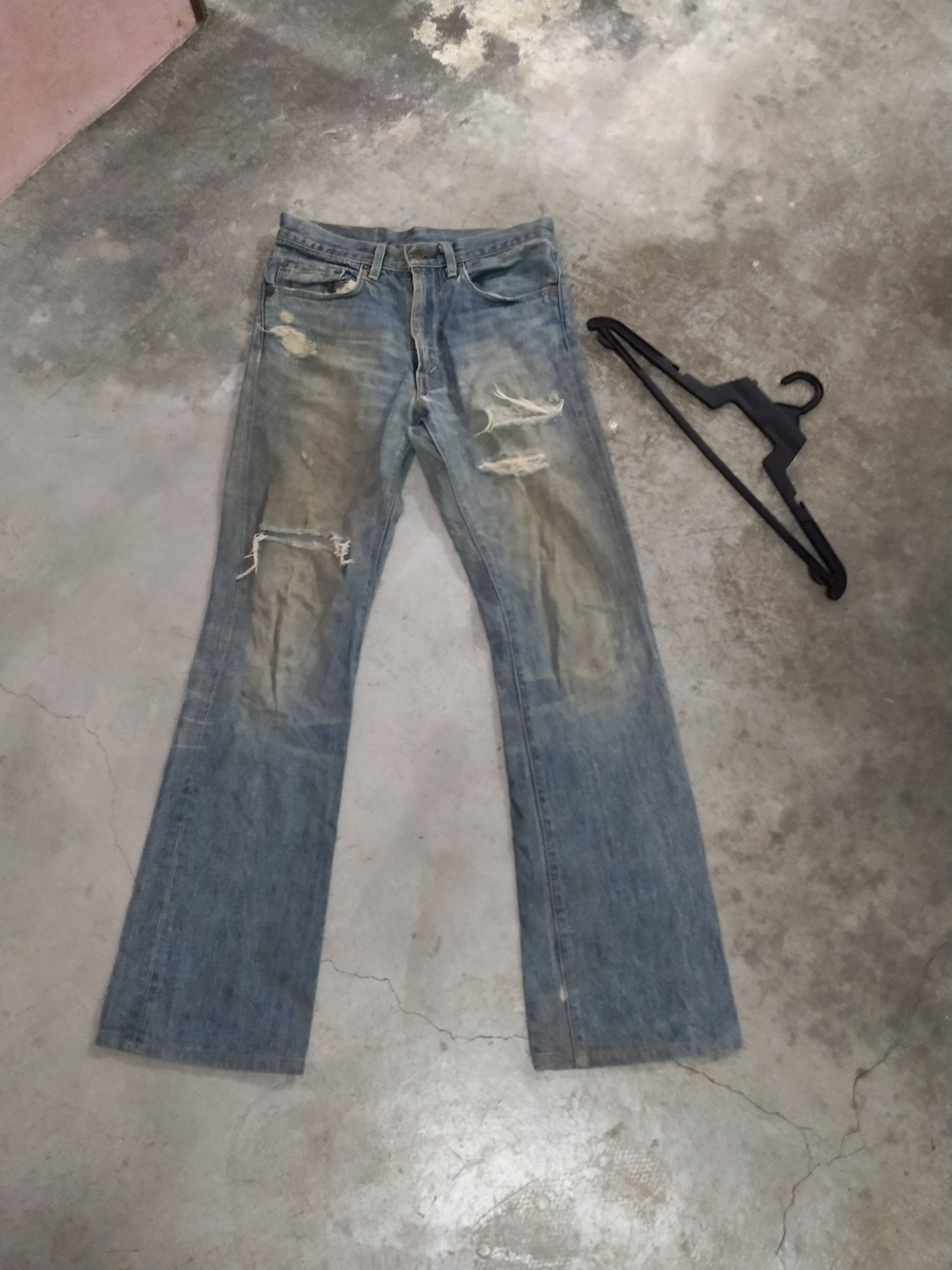 LEVIS BIG E J09 DISTRESSED DENIM