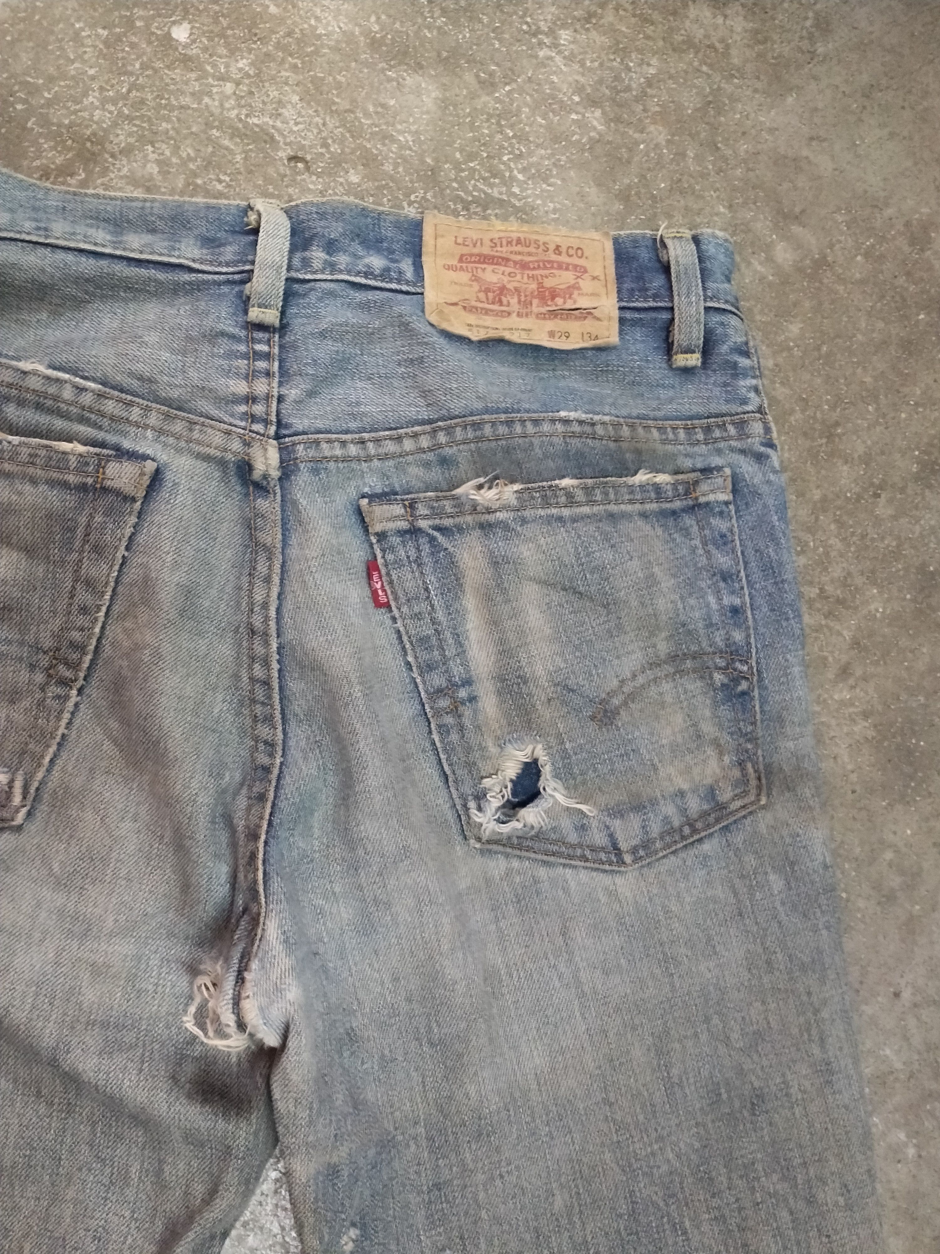 Japanese Brand LEVIS BIG E J09 DISTRESSED DENIM Size US 29 - 10 Thumbnail