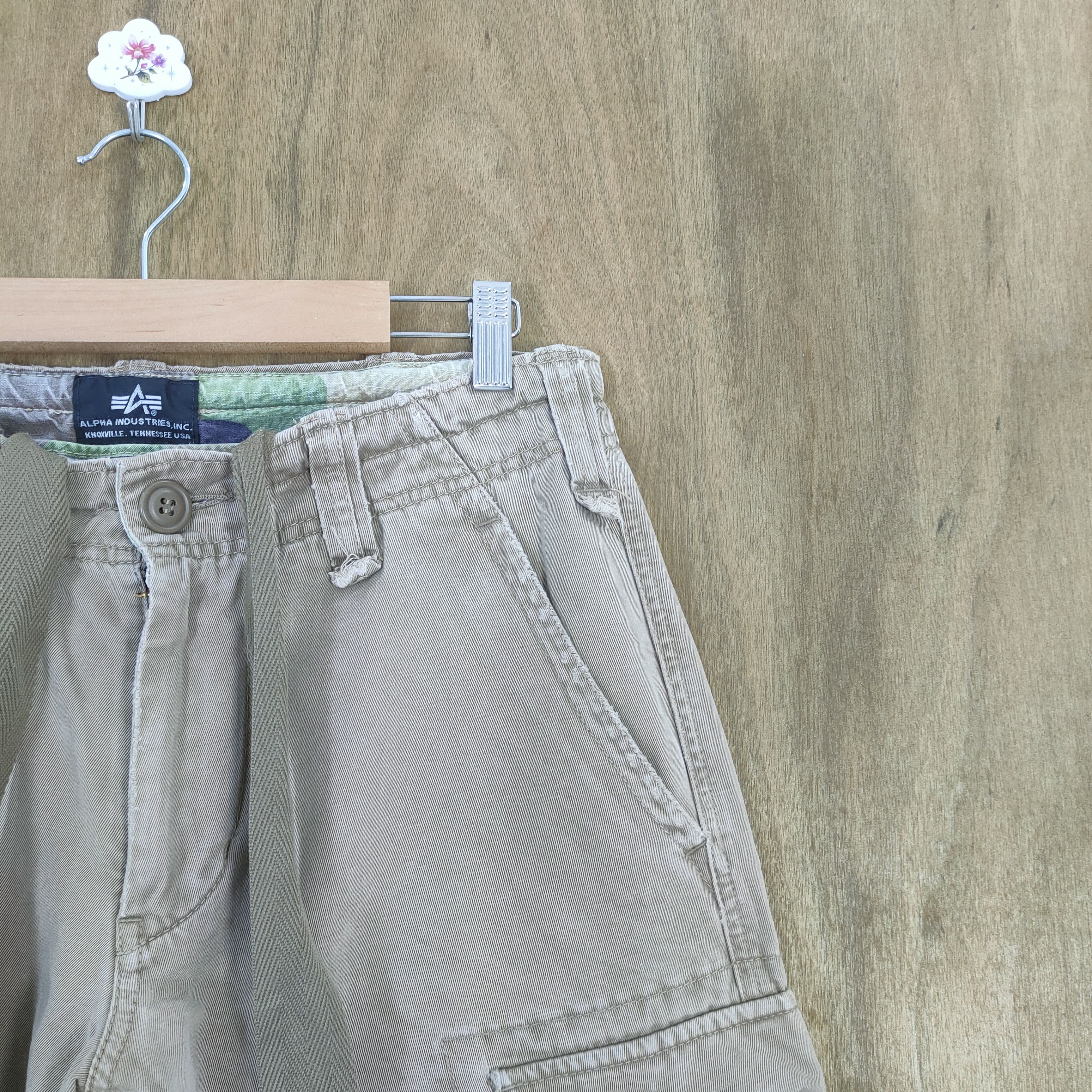 Japanese Brand VINTAGE ALPHA FADED CARGO PANTS Size US 30 / EU 46 - 7 Thumbnail