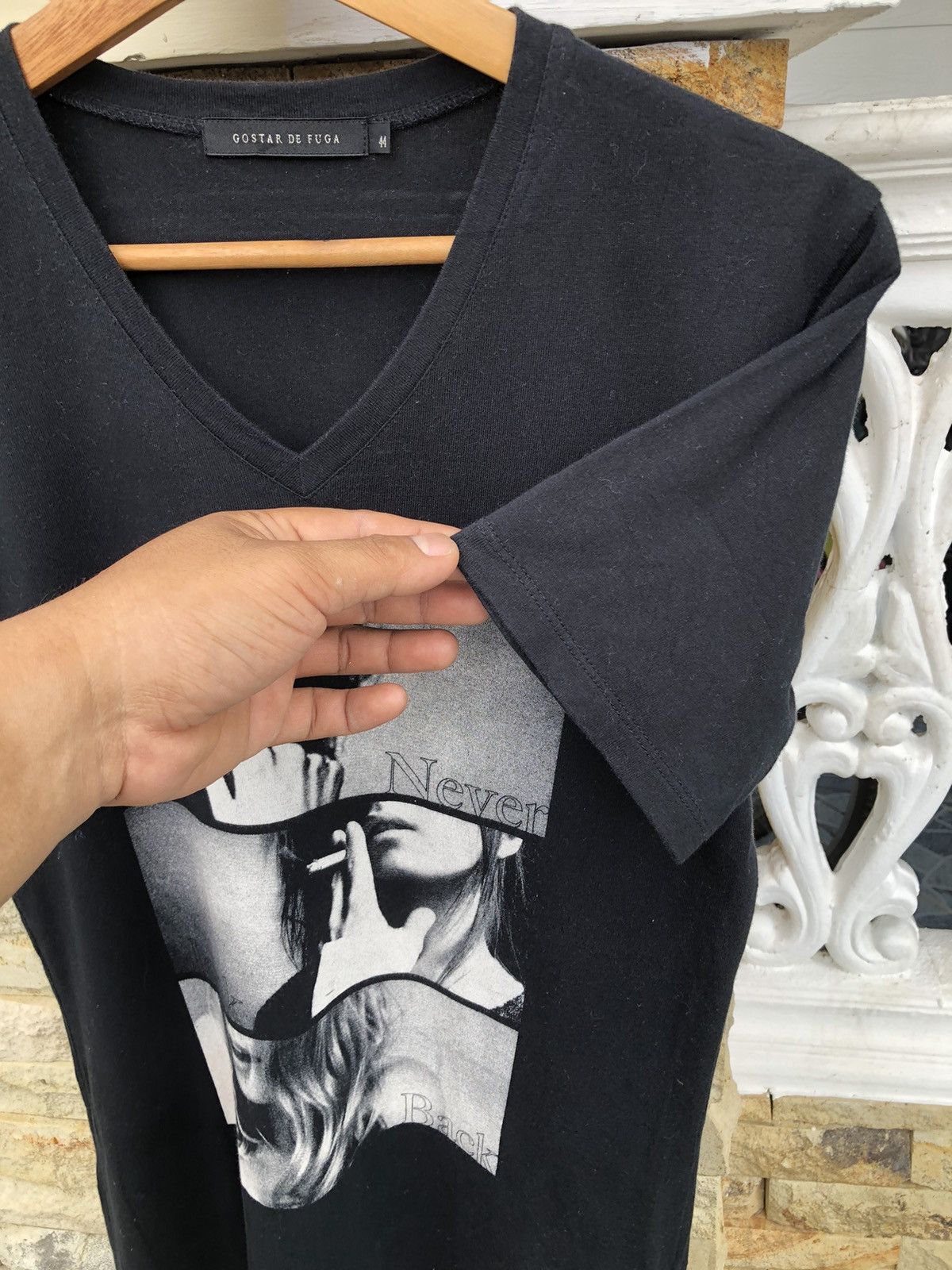 GOSTAR DE FUGA Last Drop🔥Rare🔥Japanese Gostar De Fuga V Neck T Shirt Size US S / EU 44-46 / 1 - 7 Thumbnail