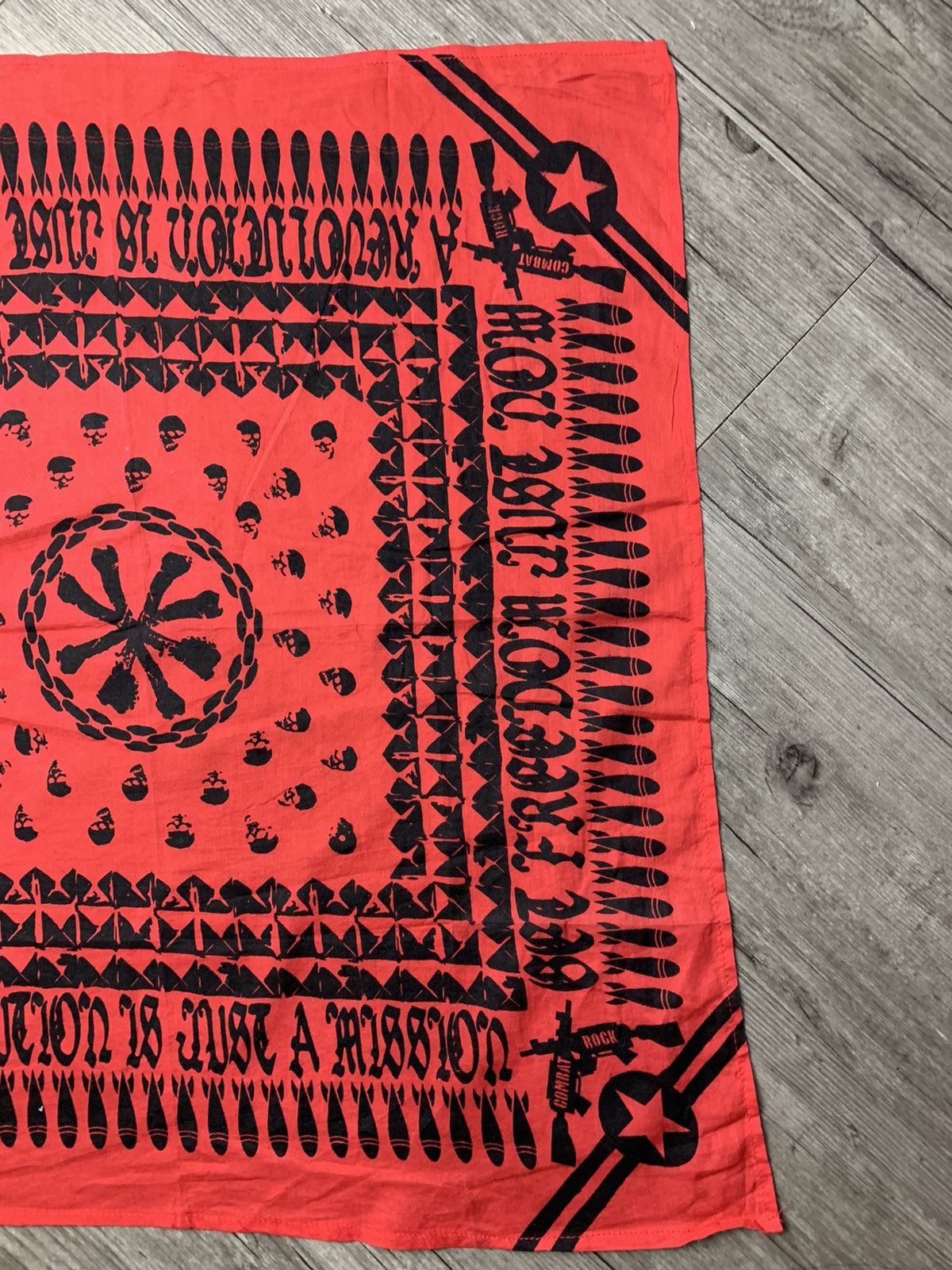 Other Combat Rock Skull Pocketsquares Handkerchief Size ONE SIZE - 4 Thumbnail