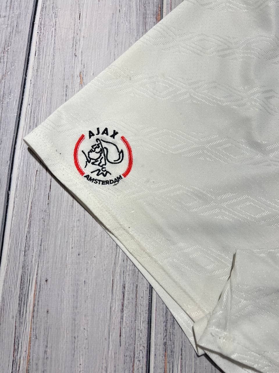 Umbro Vintage Umbro Ajax Amsterdam 1991 1993 Soccer Shorts Size US 32 / EU 48 - 2 Thumbnail