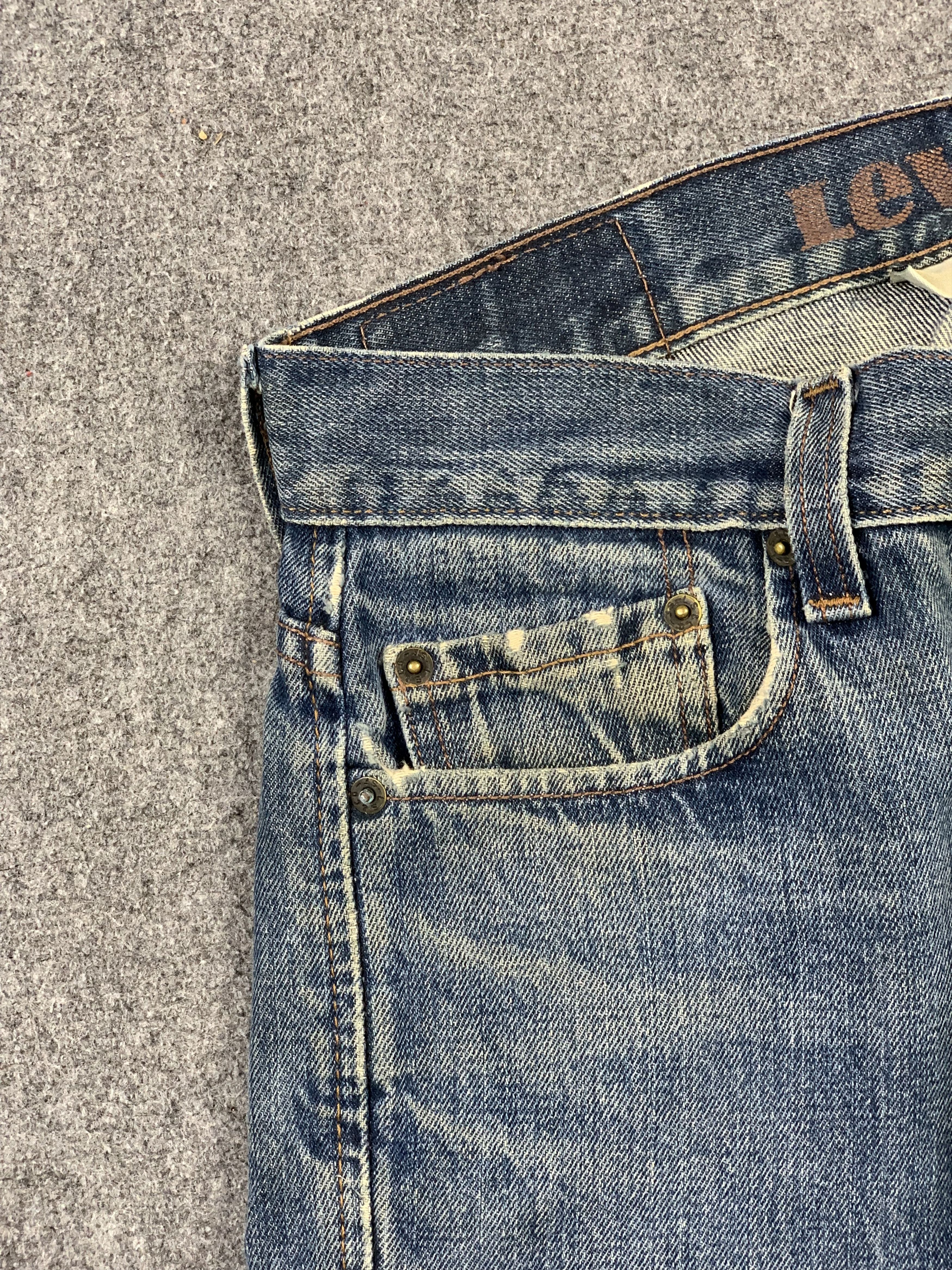 Levi's Vintage Levis 511 Faded Blue Jeans DP2177 Size US 29 - 7 Thumbnail