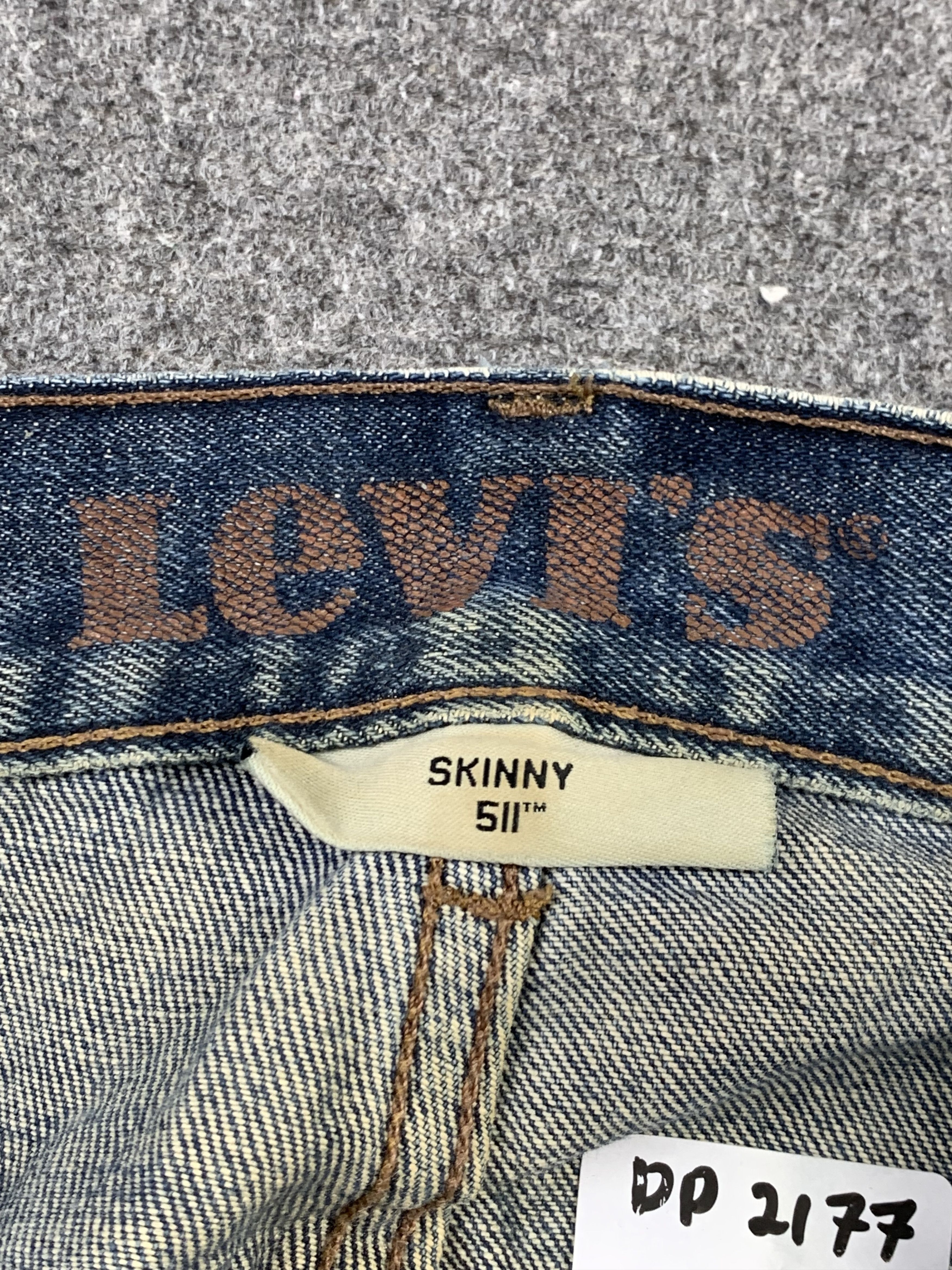 Levi's Vintage Levis 511 Faded Blue Jeans DP2177 Size US 29 - 15 Thumbnail