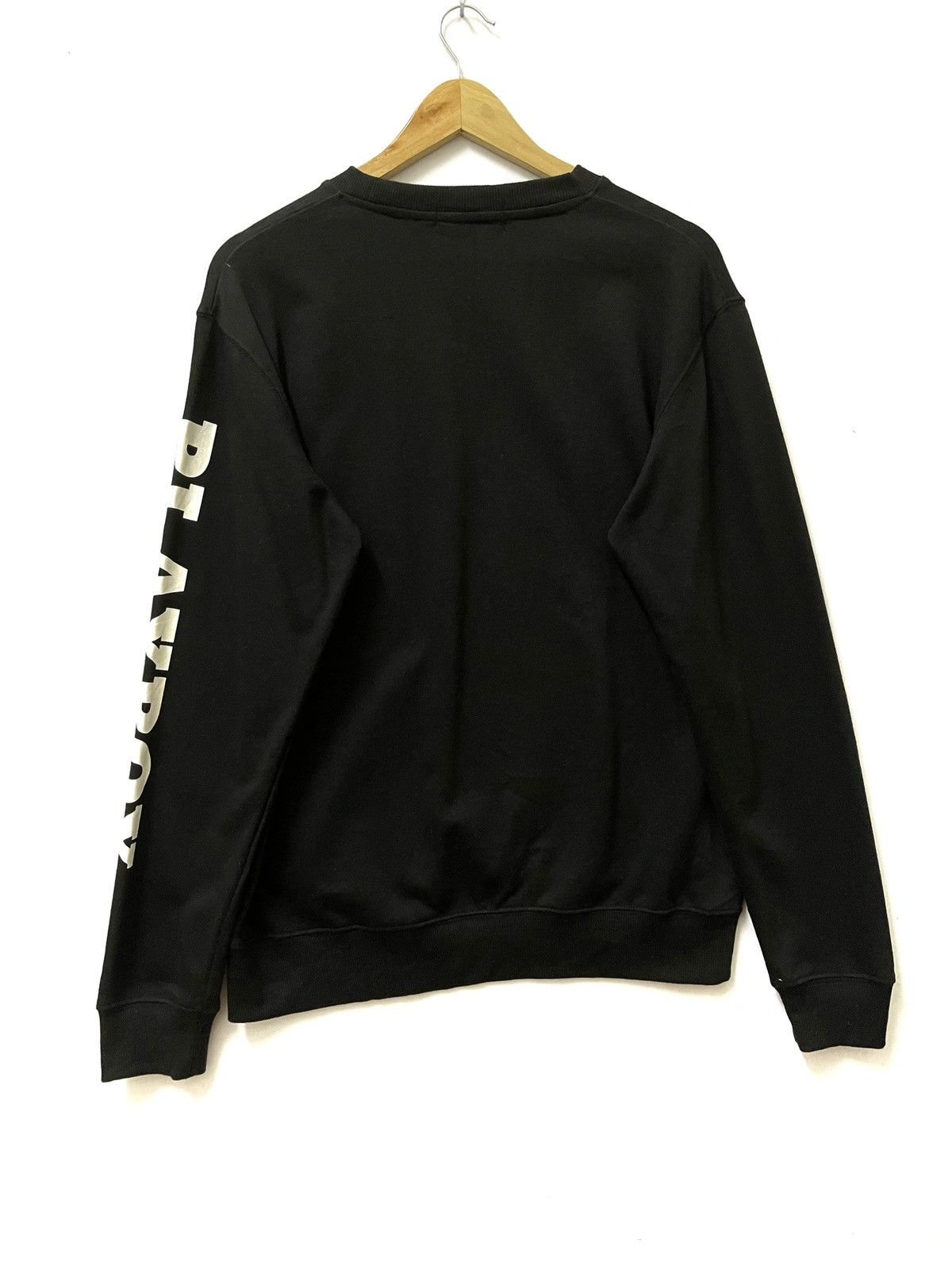 Japanese Brand Playboy Small Logo Spellout Sweatshirt Black Large Size US L / EU 52-54 / 3 - 4 Thumbnail