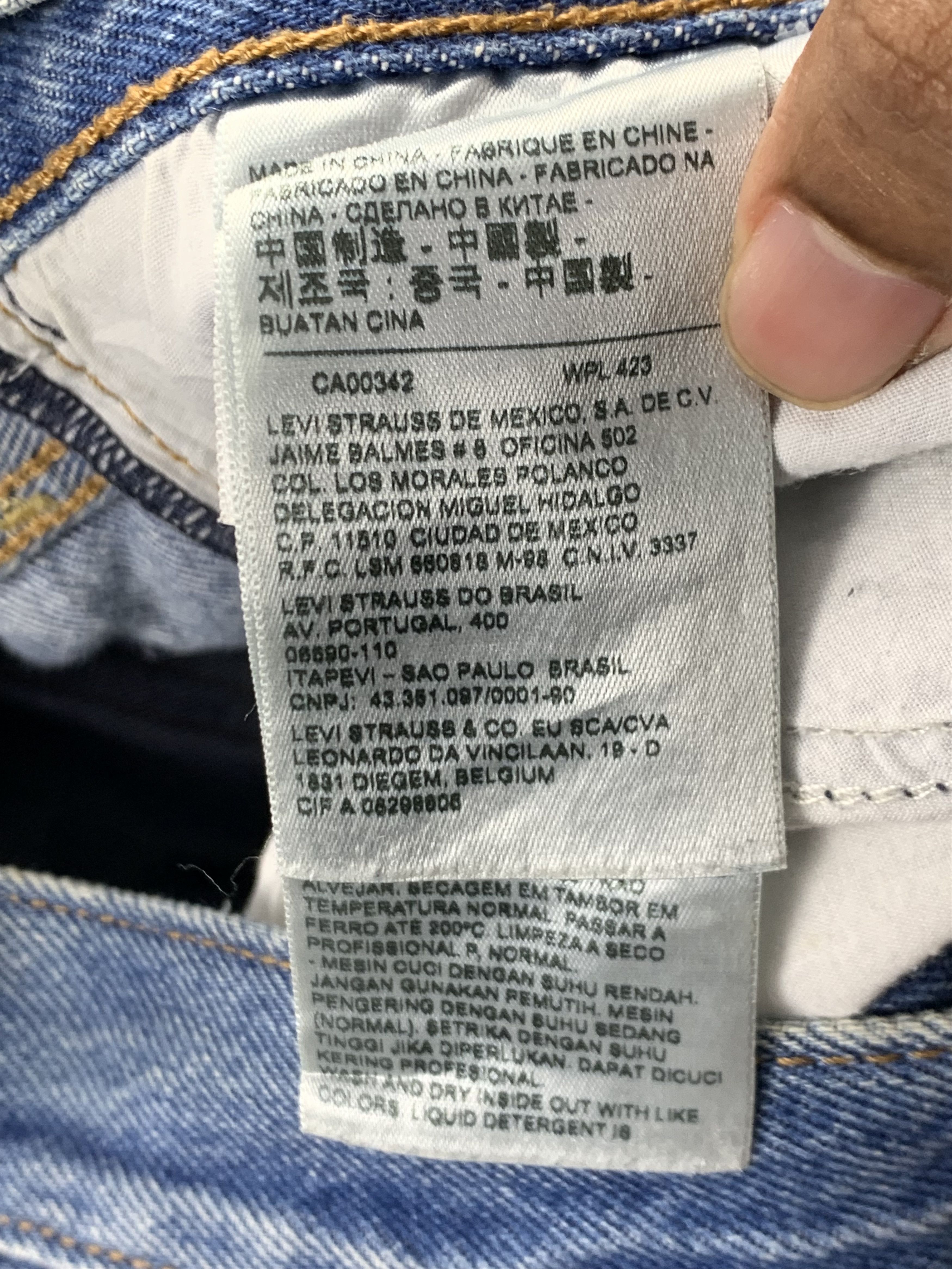 Levi's Vintage Levis 501 Faded Blue Jeans DP2188 Size US 32 / EU 48 - 8 Thumbnail