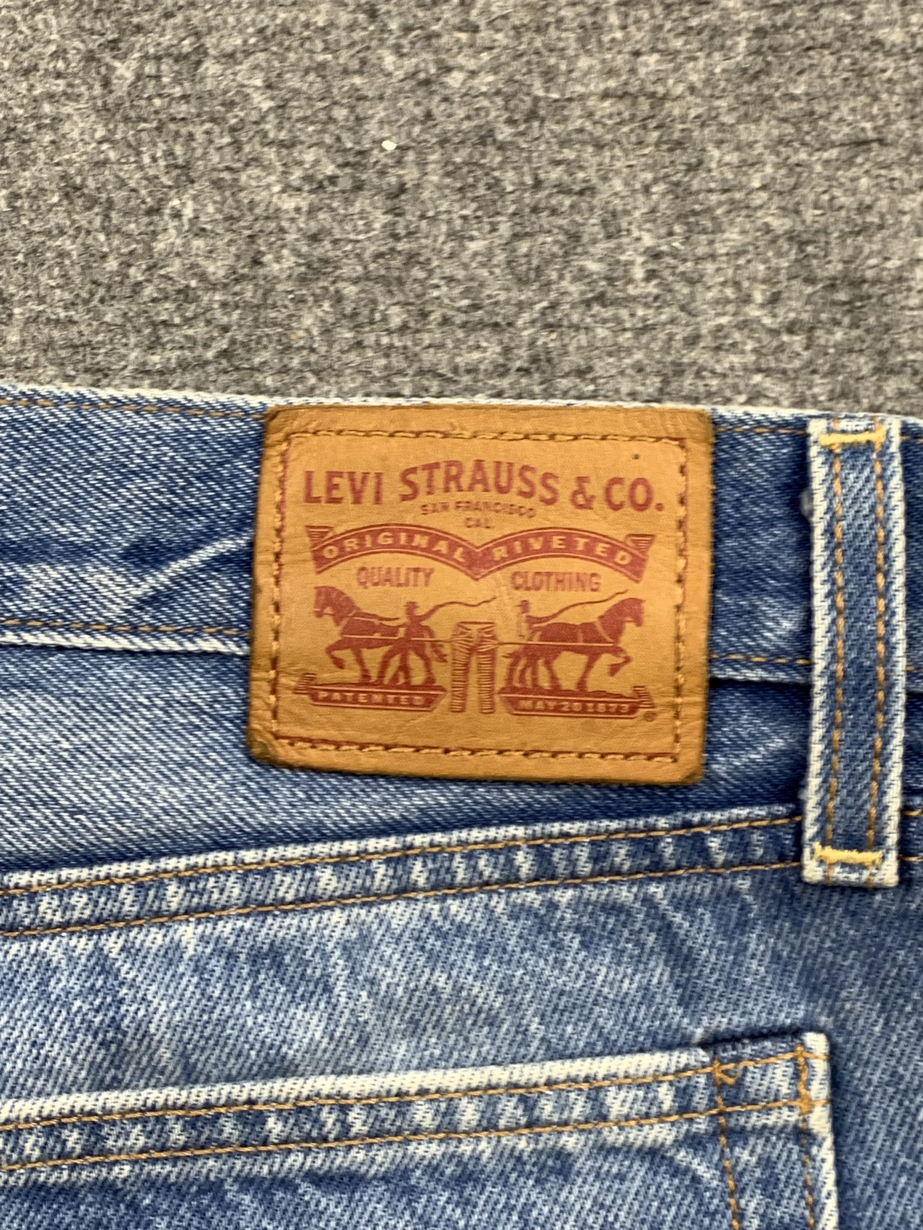 Levi's Vintage Levis 501 Faded Blue Jeans DP2188 Size US 32 / EU 48 - 5 Thumbnail