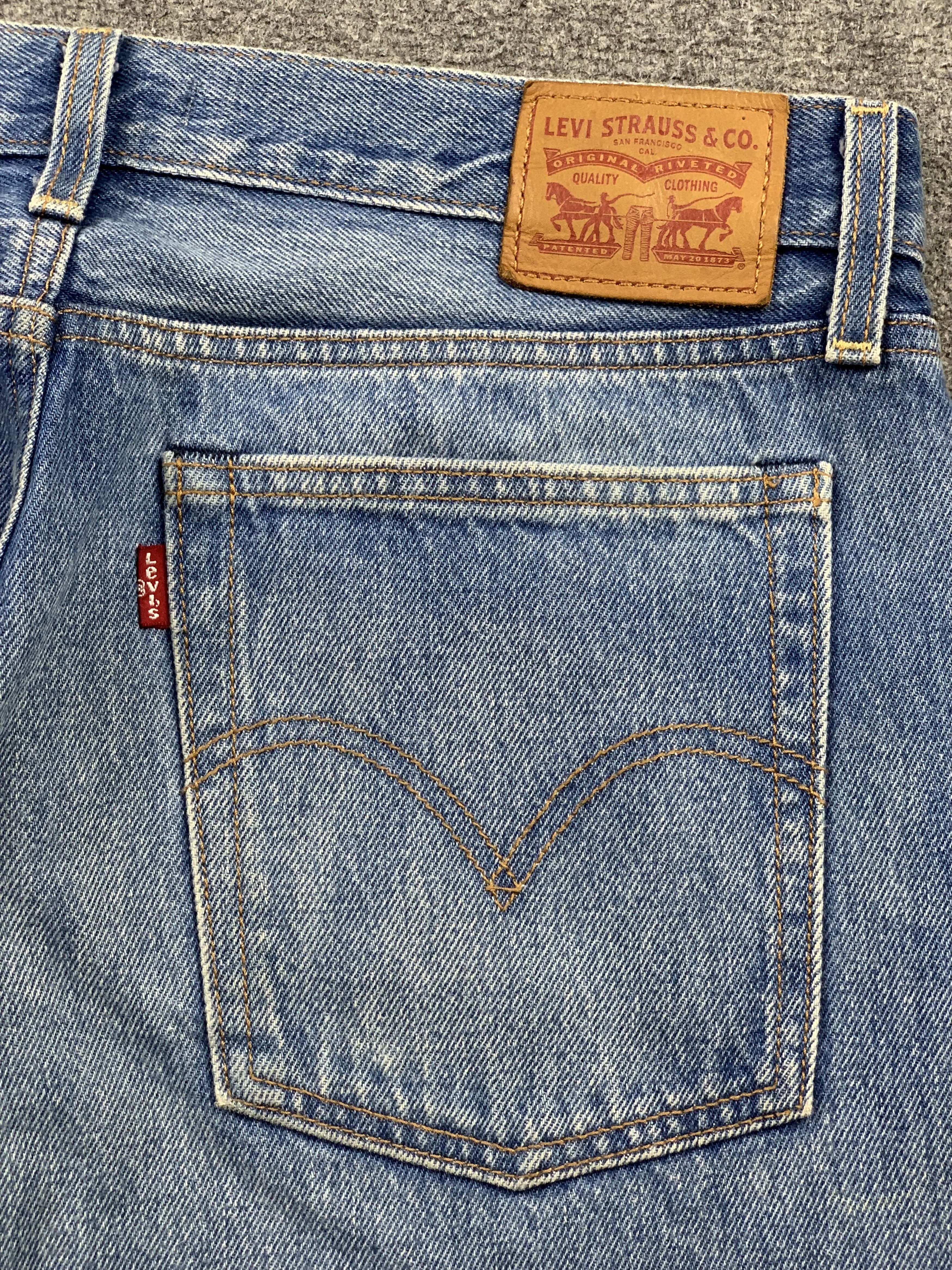 Levi's Vintage Levis 501 Faded Blue Jeans DP2188 Size US 32 / EU 48 - 22 Thumbnail