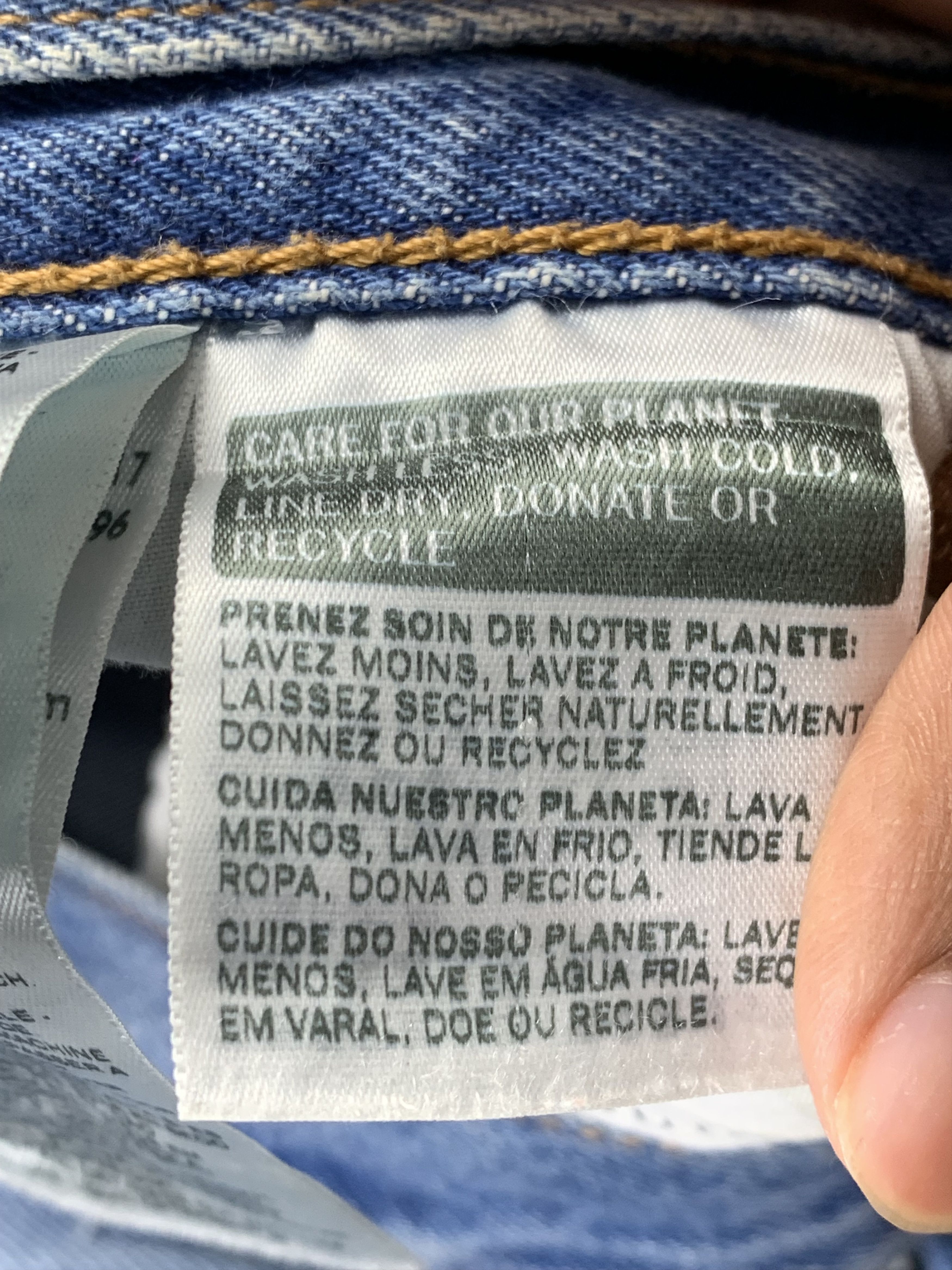 Levi's Vintage Levis 501 Faded Blue Jeans DP2188 Size US 32 / EU 48 - 11 Thumbnail