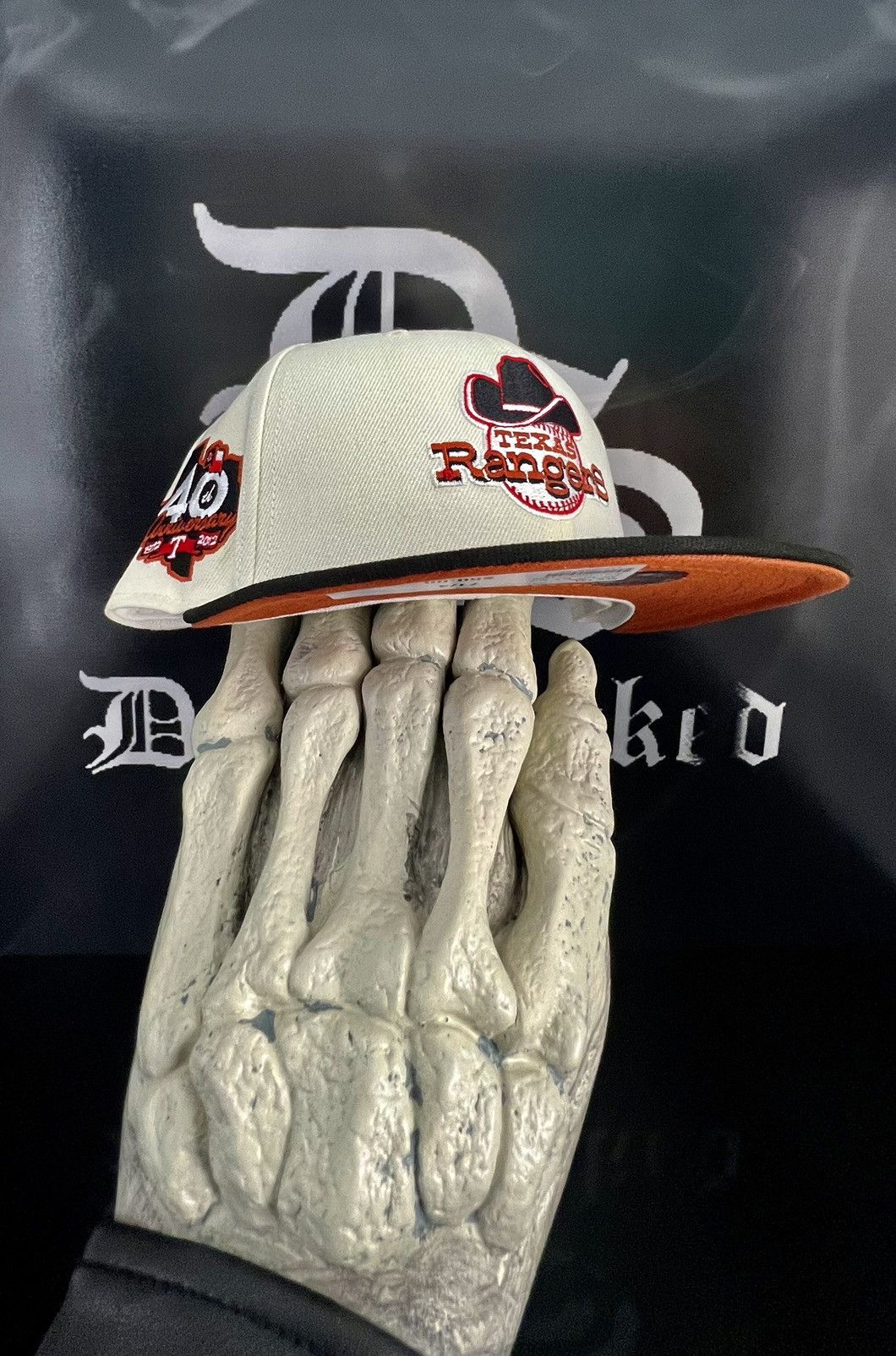 7 1/4 - Exclusive Texas Rangers 40th Ann 4UCaps Fitted Hat