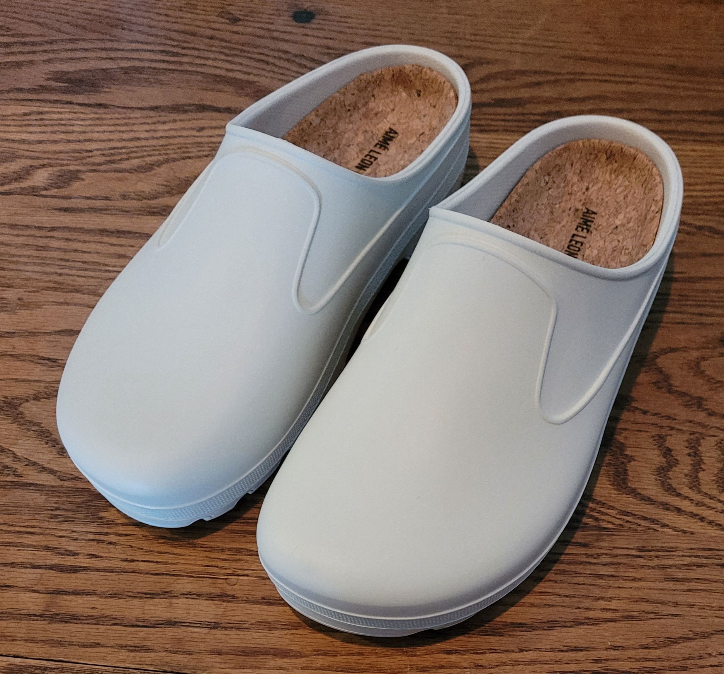 Aime Leon Dore Aime Leon Dore Garden Mule Clogs (White, Size