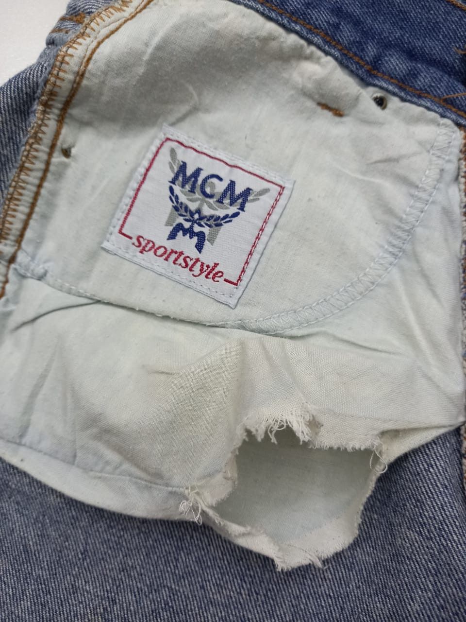 MCM MCM High Waist Jeans Size 28" / US 6 / IT 42 - 7 Thumbnail