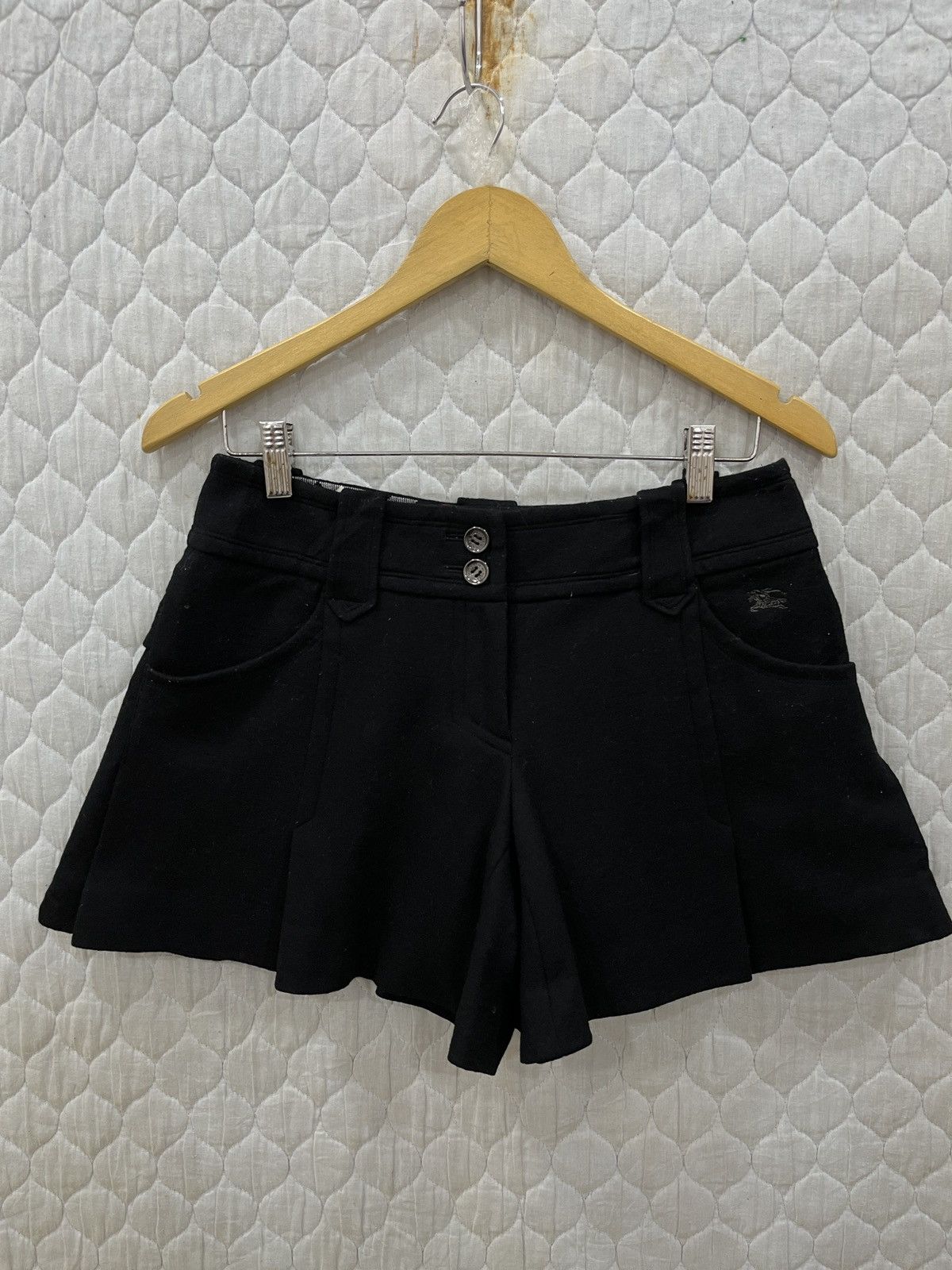 image of (Ooo). Burberrys Mini Skirts/shorts in Black, Women's (Size 28)