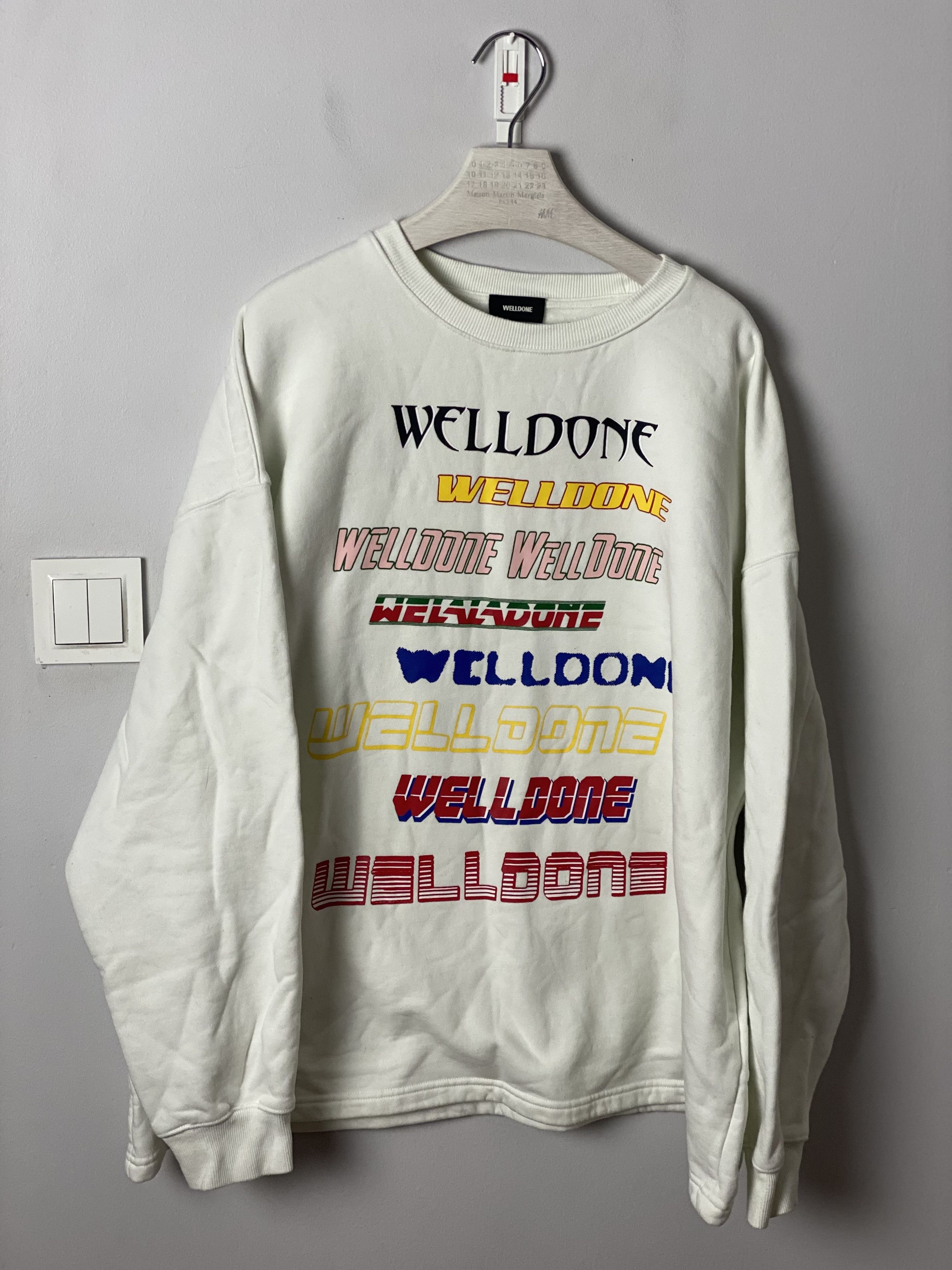 image of We11Done Sweatshirt Crewneck Big Logo in White, Men's (Size Medium)
