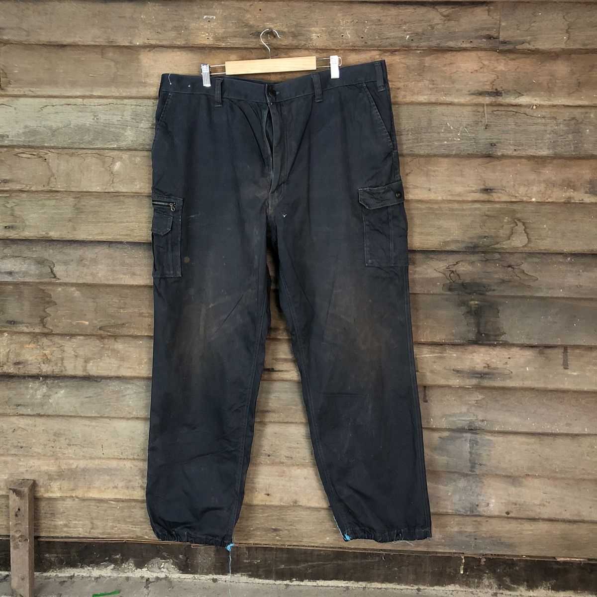 Vintage Japanese Brand Dark Blue Faded utility Cargo Pants #7118 Size US 40 / EU 56 - 1 Thumbnail